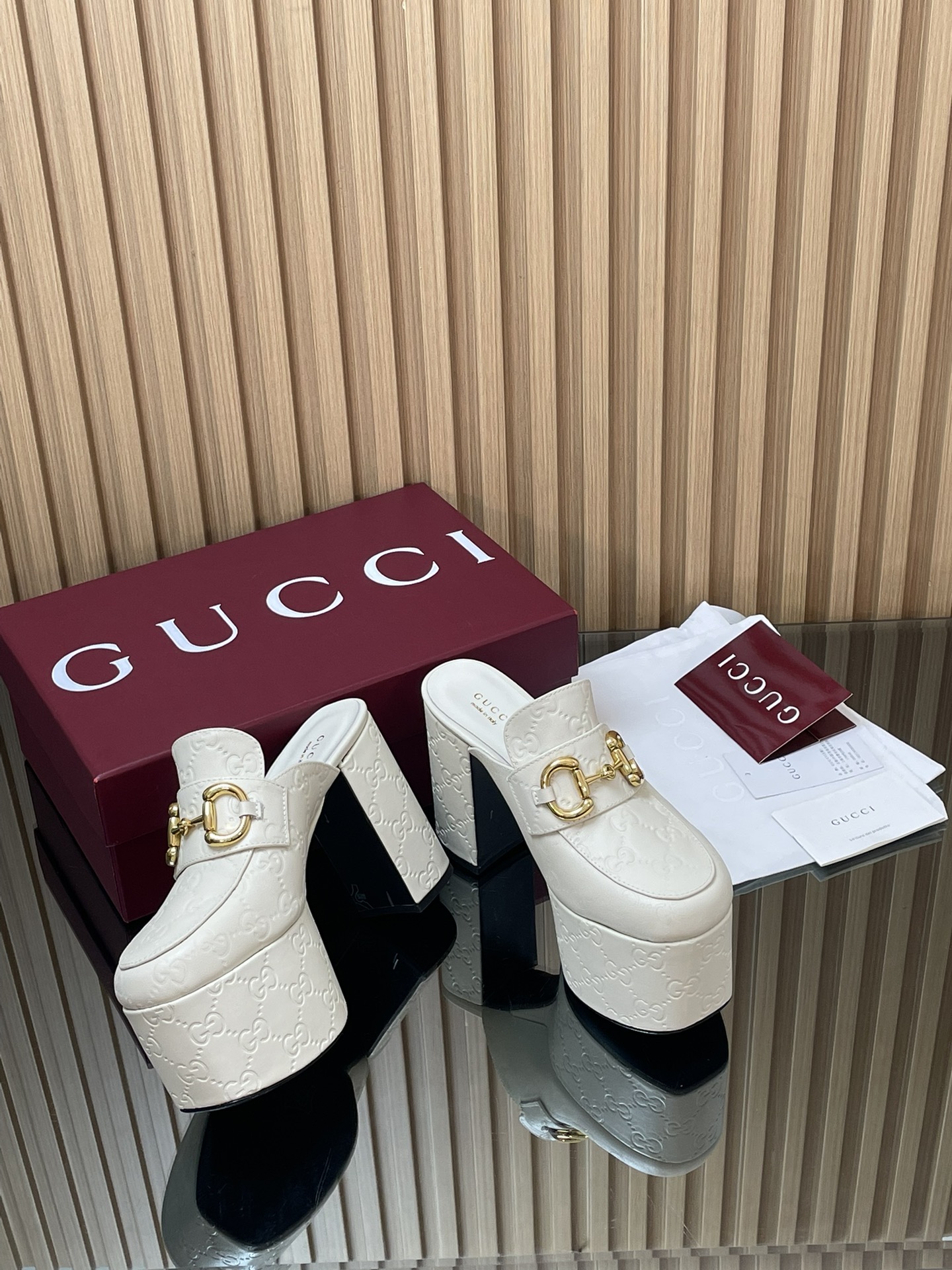 GUCCI グッチ フラットシューズ 本革 ブラック 56文字 - 画像 7