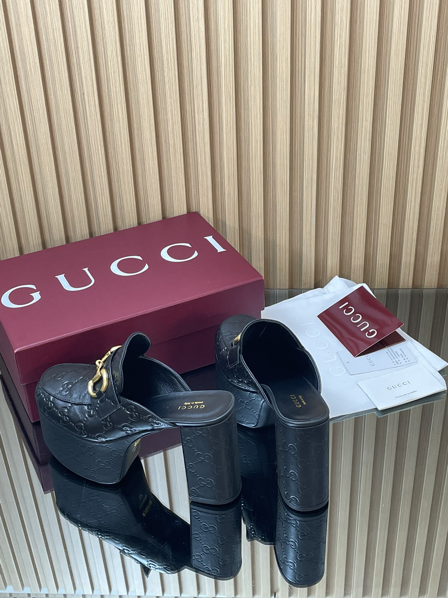 GUCCI グッチ フラットシューズ 本革 通勤 黒色 - 画像 6