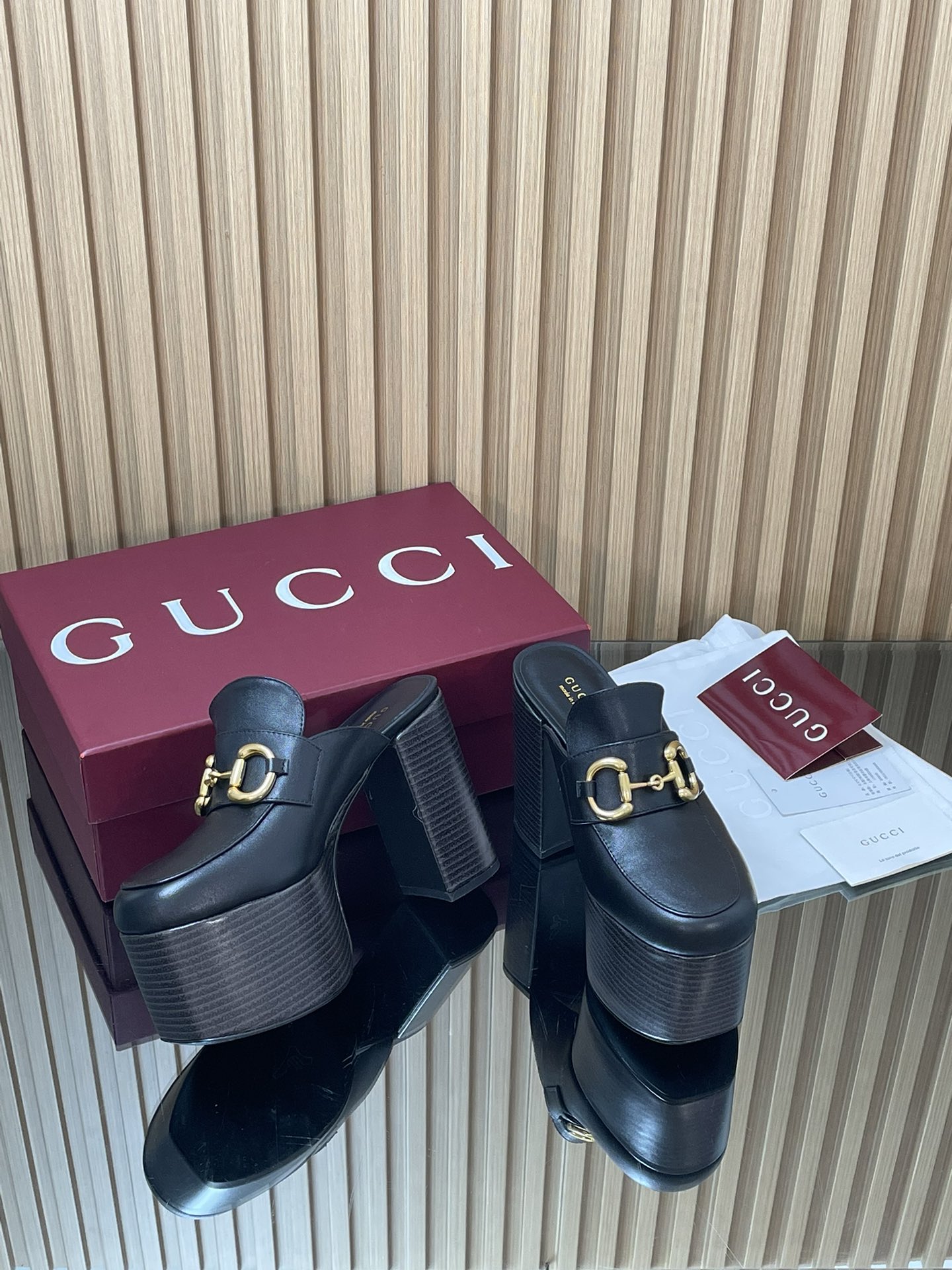 GUCCI グッチ フラットシューズ 本革 ブラック - 画像 7