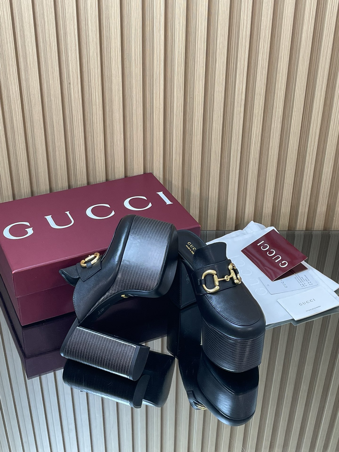 GUCCI グッチ フラットシューズ 本革 ブラック - 画像 8