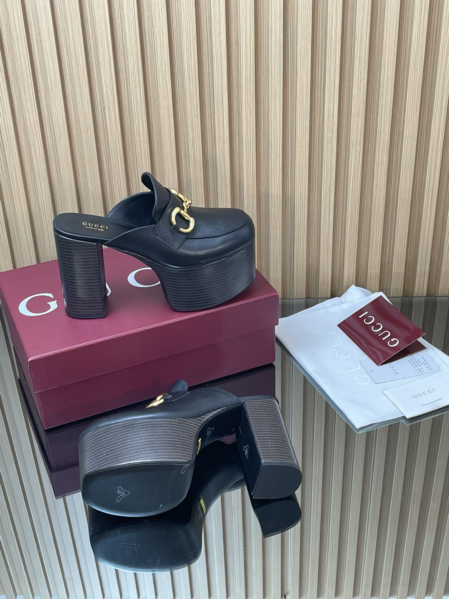 GUCCI グッチ フラットシューズ 本革 ブラック - 画像 9