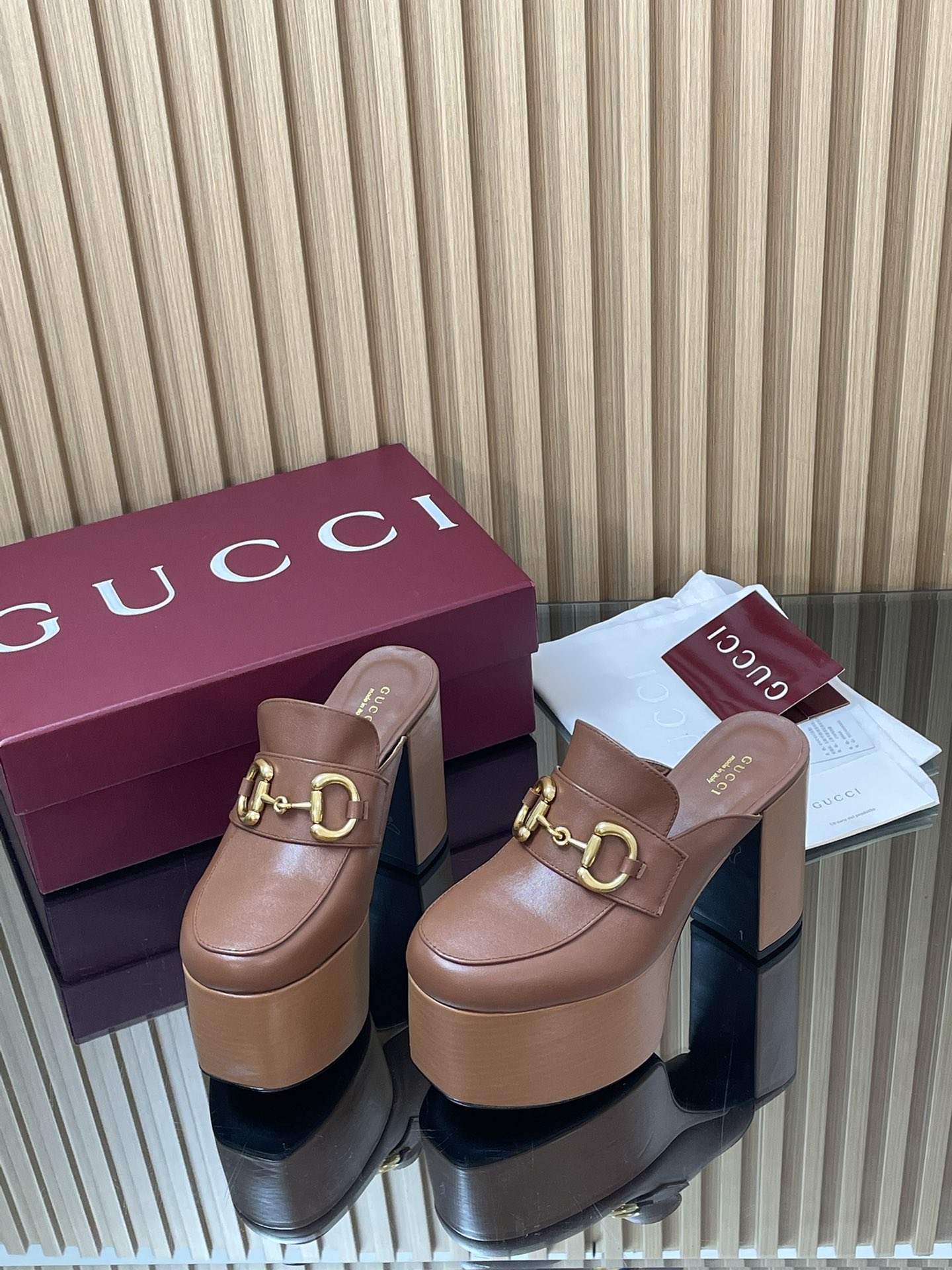 GUCCI グッチ フラットシューズ メンズ レディース 本革 プラットフォーム ブラック 37字 - 画像 3
