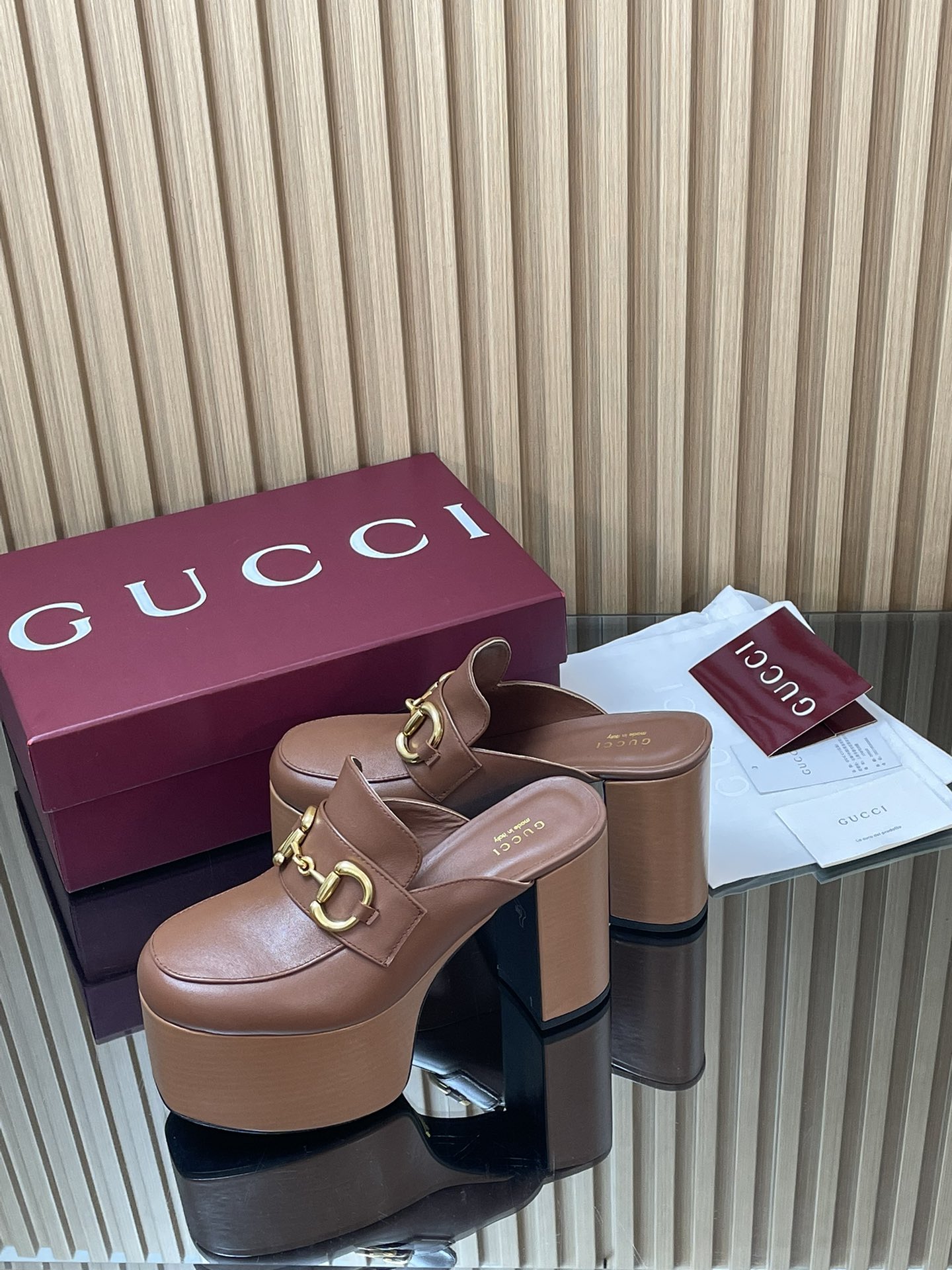 GUCCI グッチ フラットシューズ メンズ レディース 本革 プラットフォーム ブラック 37字 - 画像 4