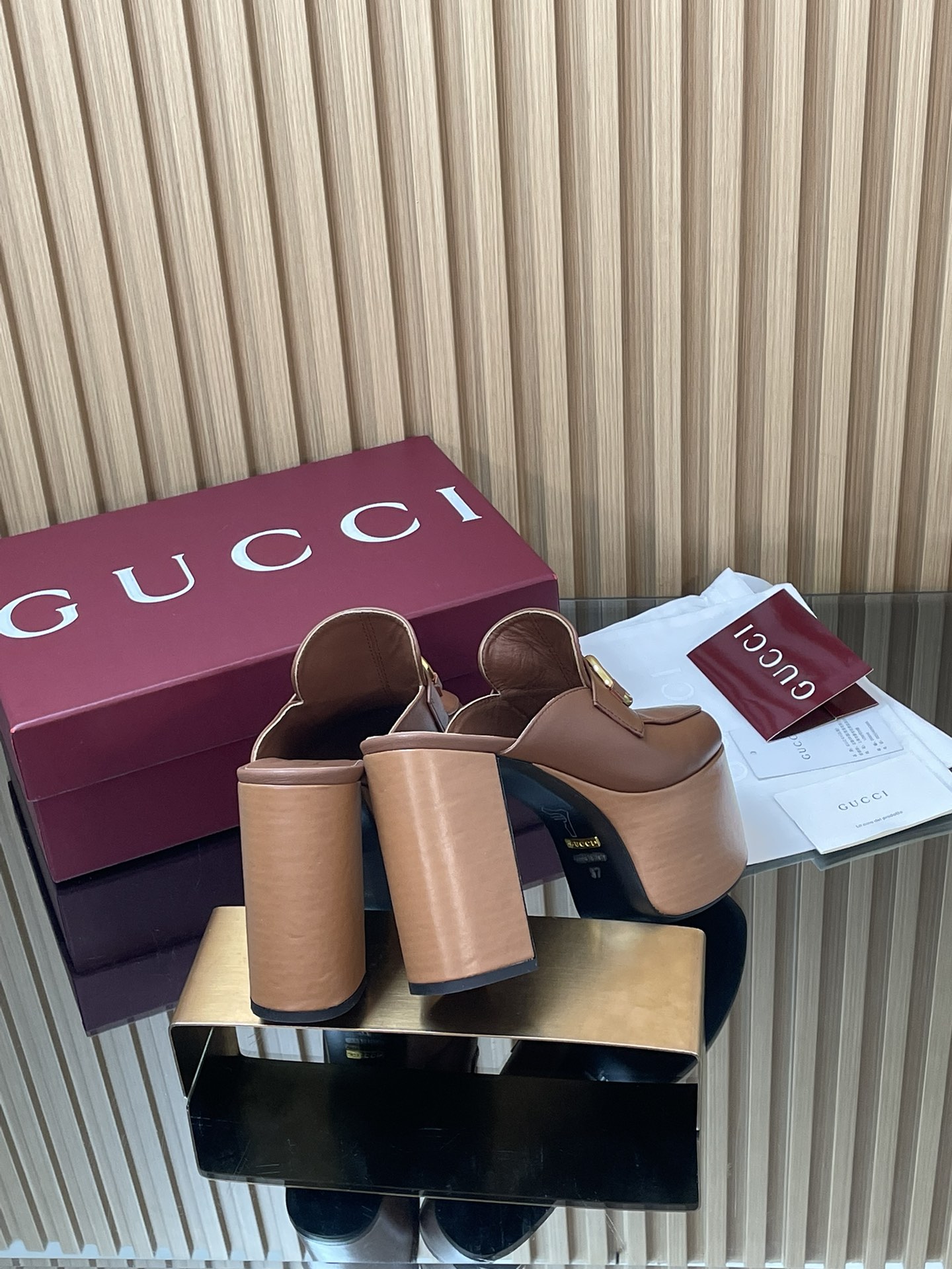 GUCCI グッチ フラットシューズ メンズ レディース 本革 プラットフォーム ブラック 37字 - 画像 5