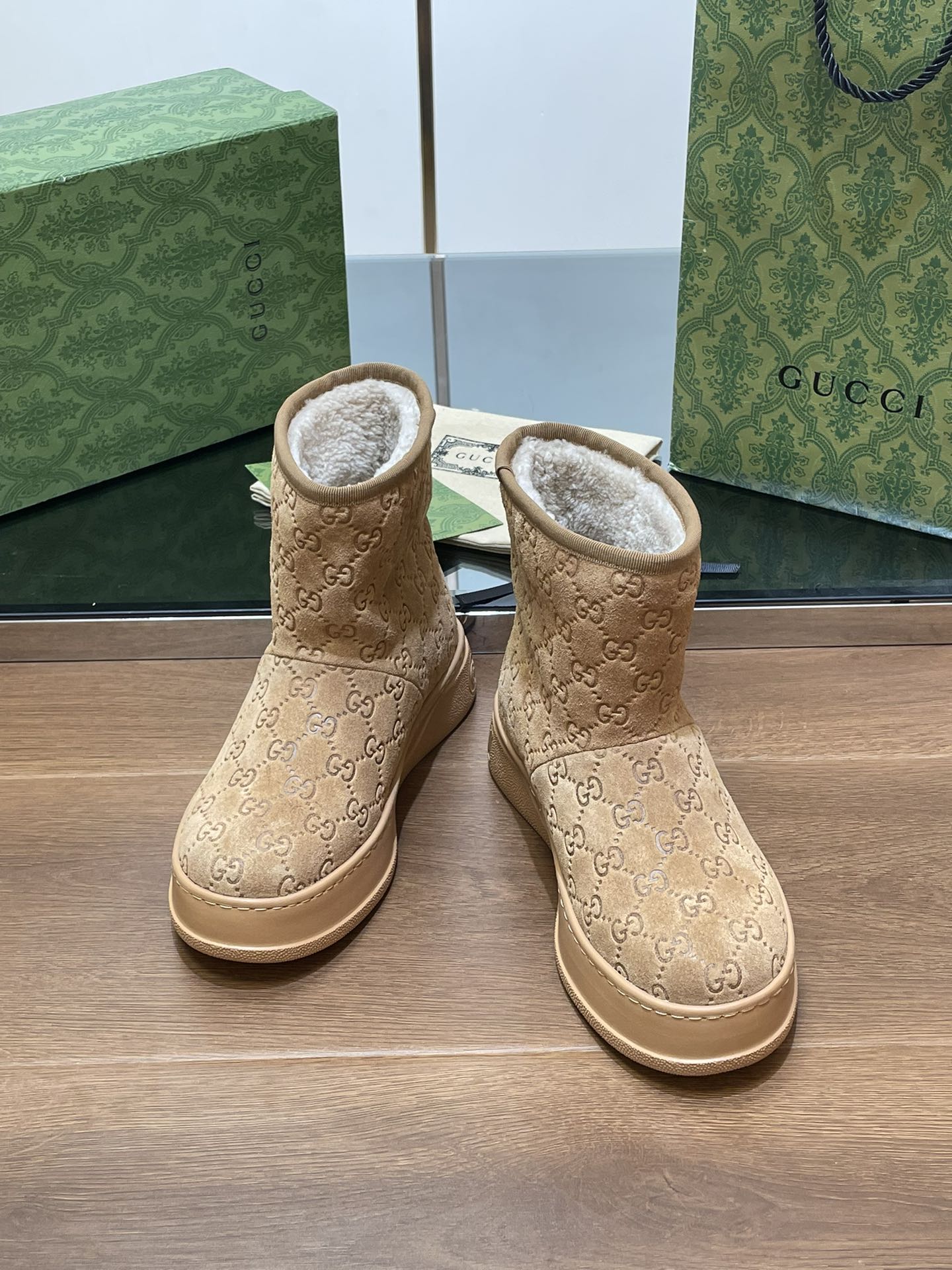 GUCCI グッチ ブーツ ブーツ ファーインソール ベージュ - 画像 4