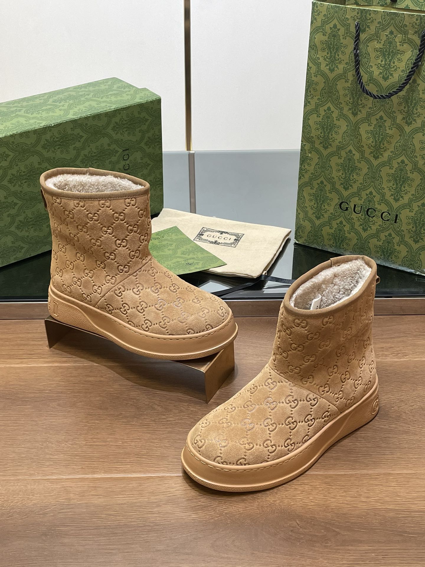 GUCCI グッチ ブーツ ブーツ ファーインソール ベージュ - 画像 5