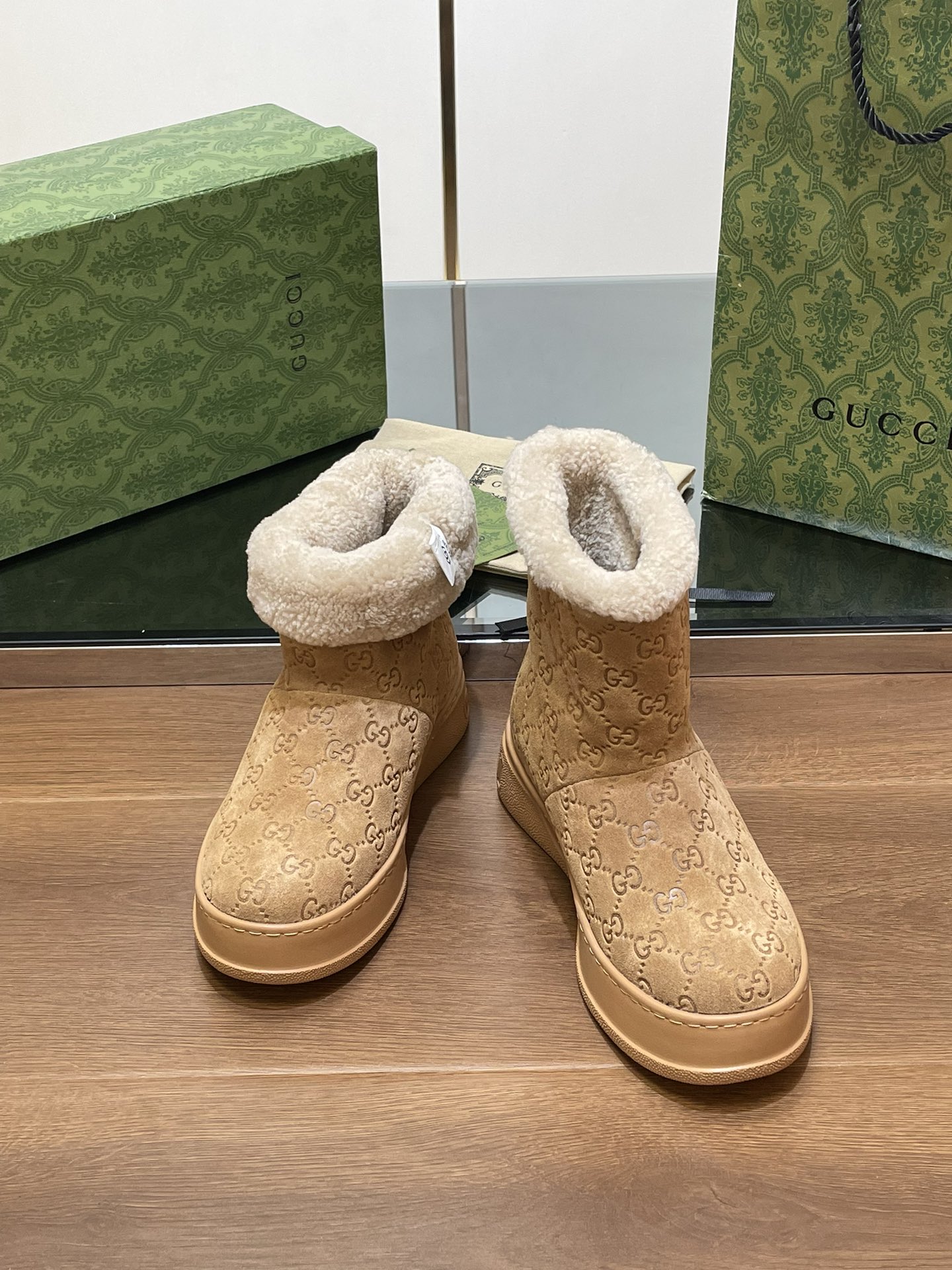 GUCCI グッチ ブーツ 本革 通勤 ブラック - 画像 4