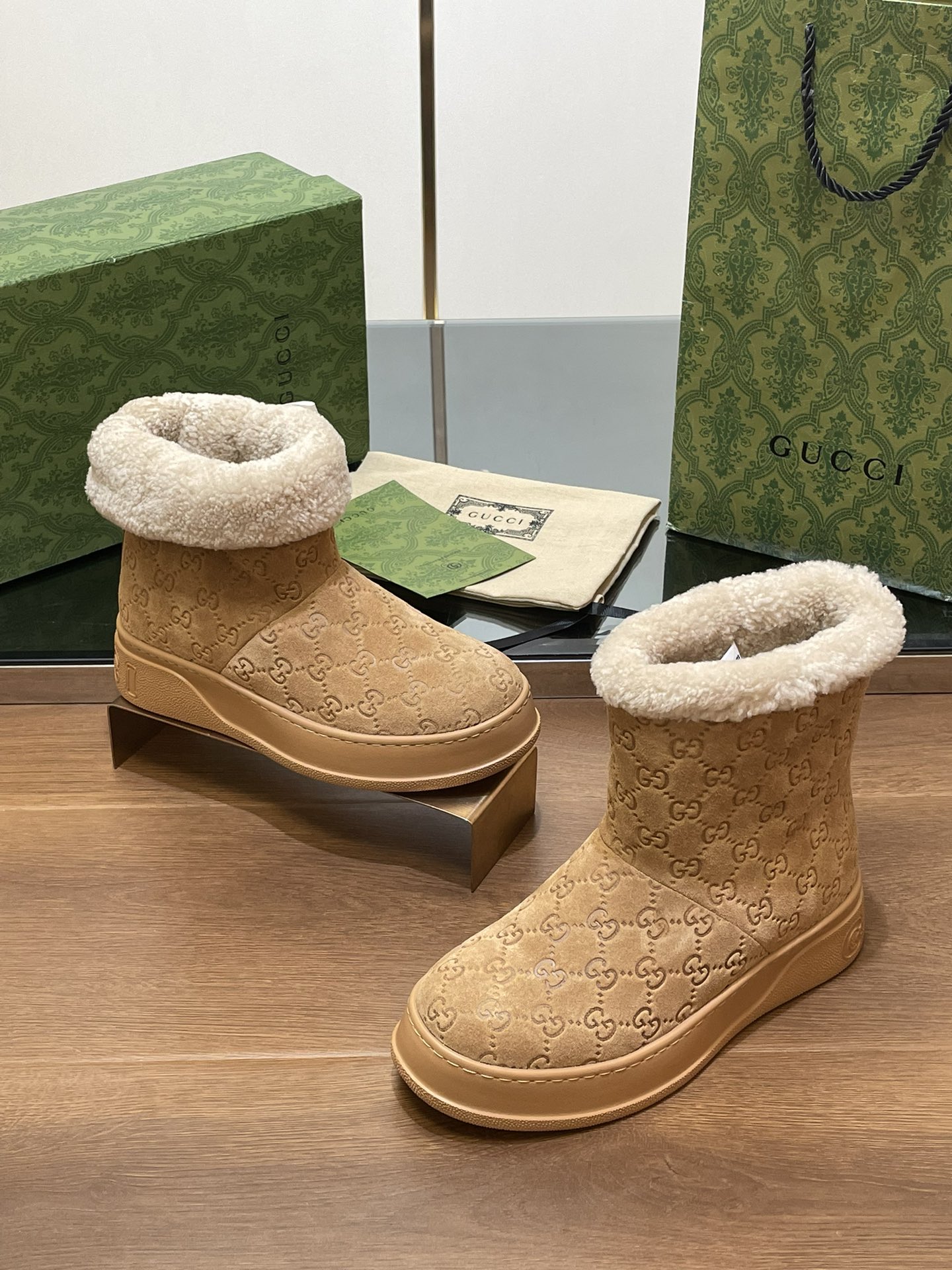 GUCCI グッチ ブーツ 本革 通勤 ブラック - 画像 5