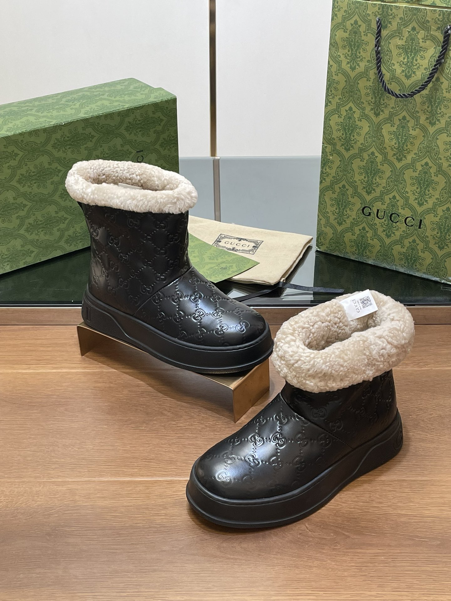 GUCCI グッチ ブーツ 本革 通勤 ブラック - 画像 5