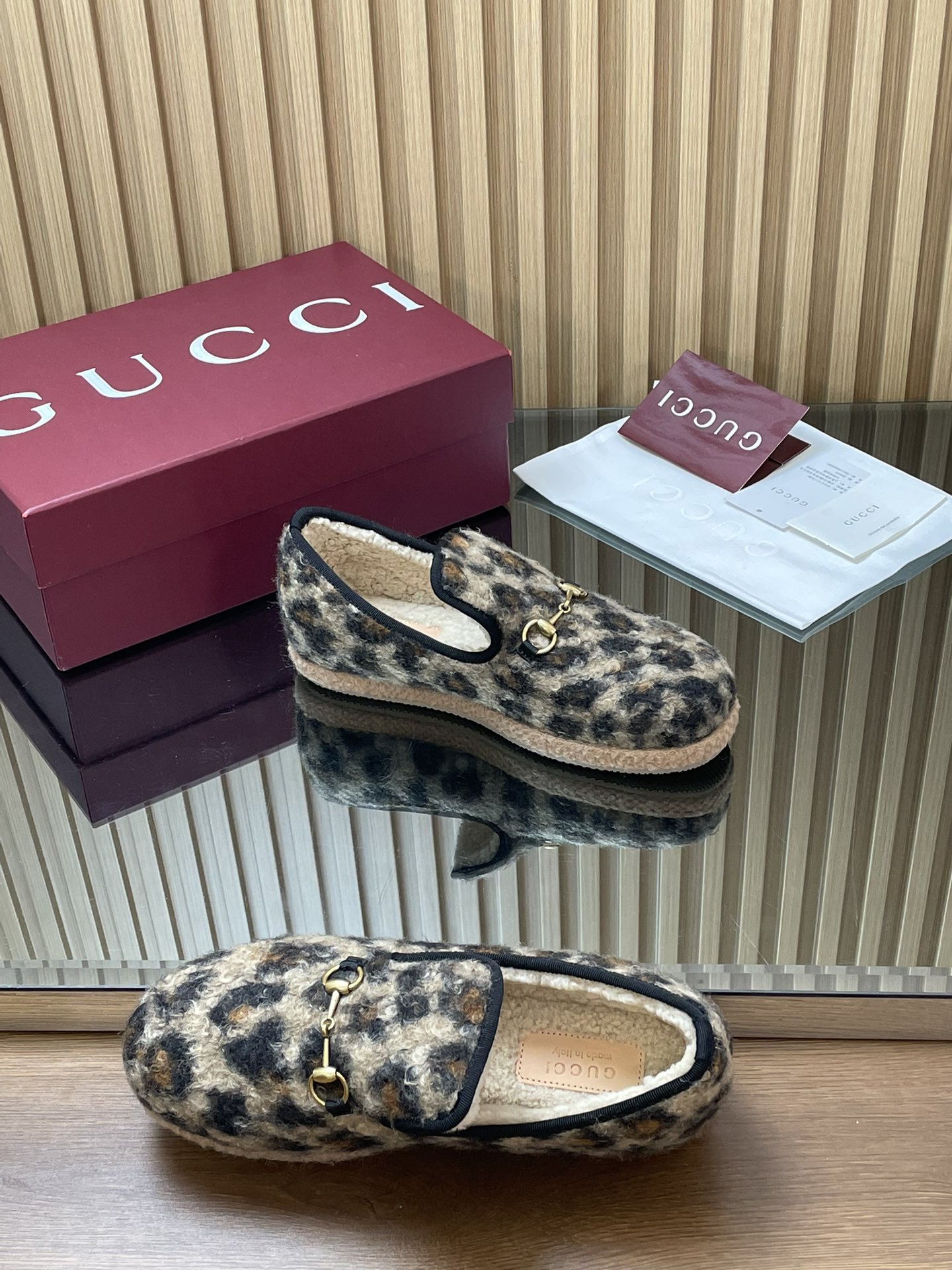 GUCCI グッチ ローファー レオパード柄 本革 フラットシューズ ブラック 全1色 - 画像 6