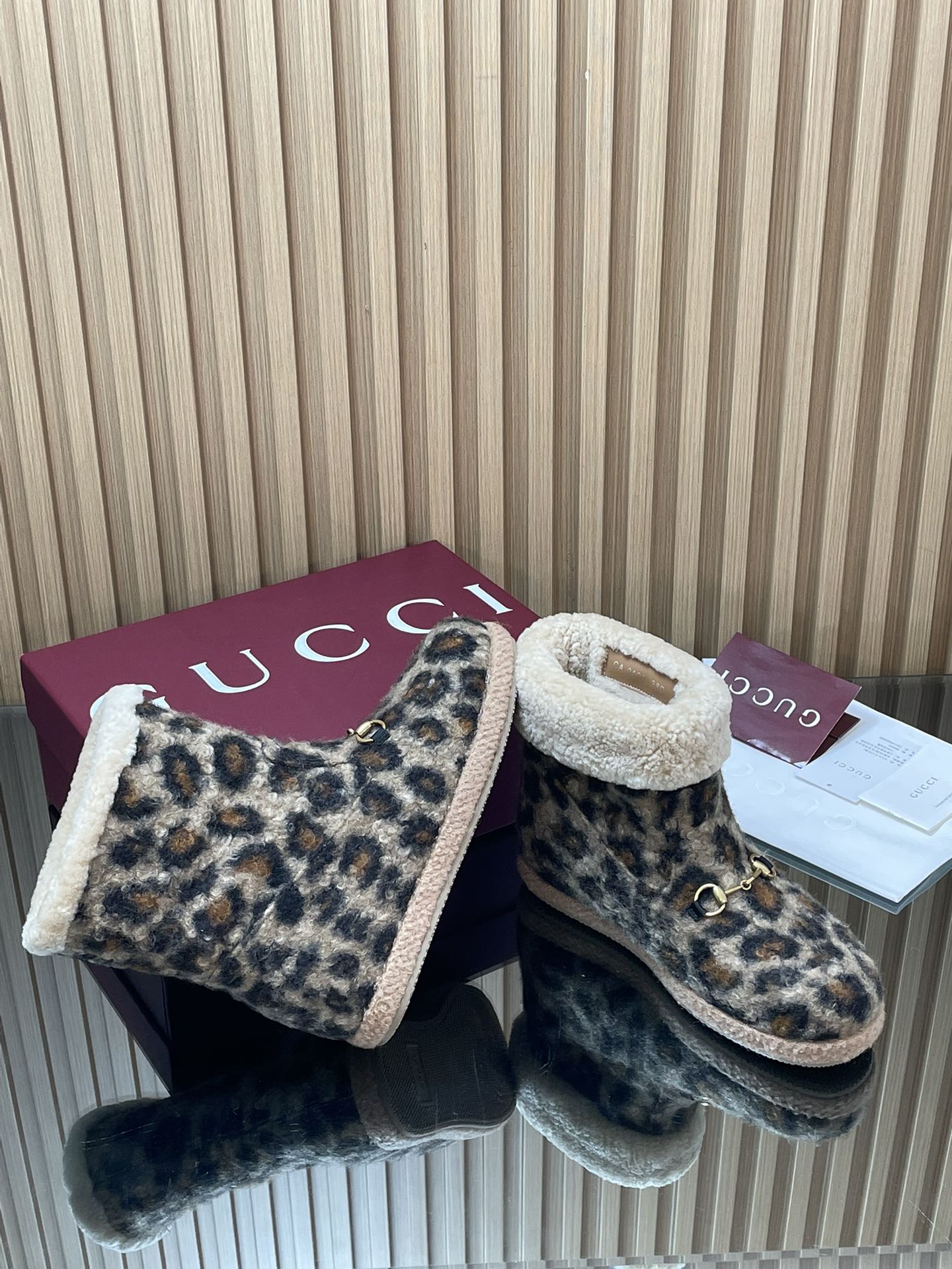 GUCCI グッチ レオパード柄スノーブーツ 軽量 本革 レディース オールシーズン 全1色 - 画像 8