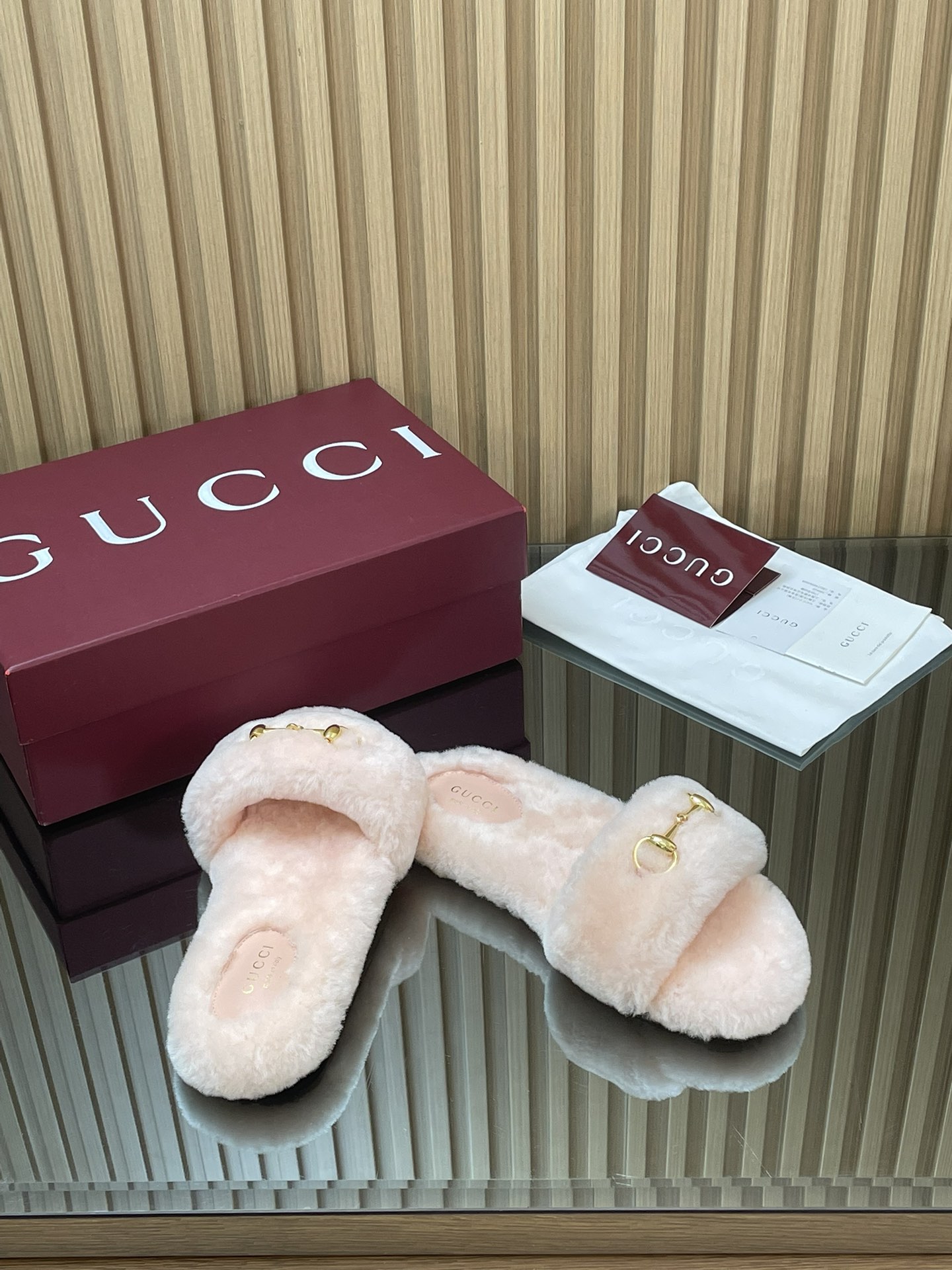 GUCCI グッチ フラットシューズ ファー 本革 ベージュ - 画像 8