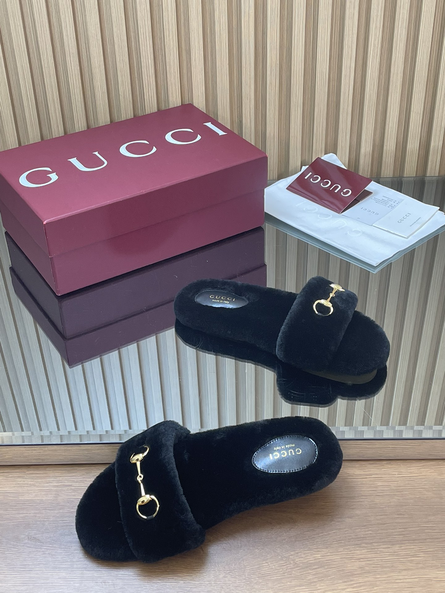 GUCCI グッチ フラットシューズ 本革 通勤 ブラック - 画像 7
