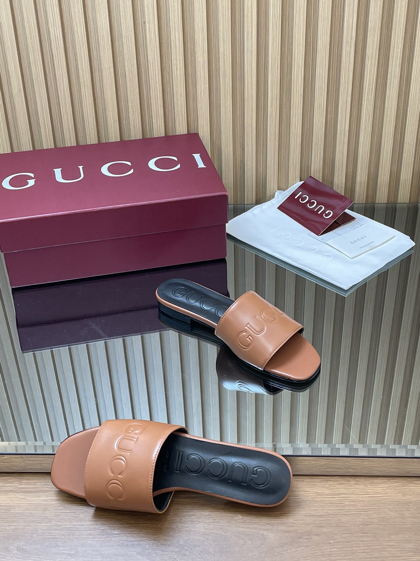 GUCCI グッチ フラットシューズ 本革 通勤 ブラウン - 画像 6
