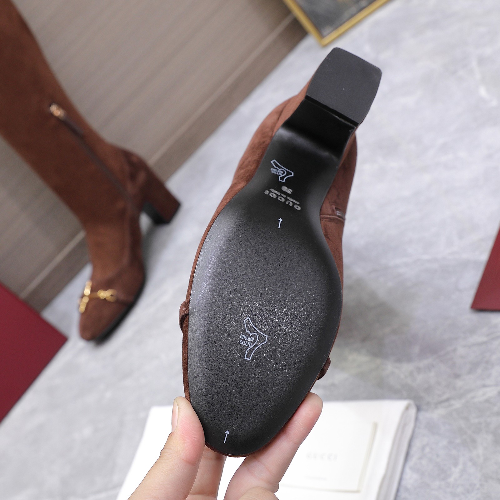 GUCCI グッチ レディース レースアップブーツ 本革 通勤 通学 ブラック - 画像 8