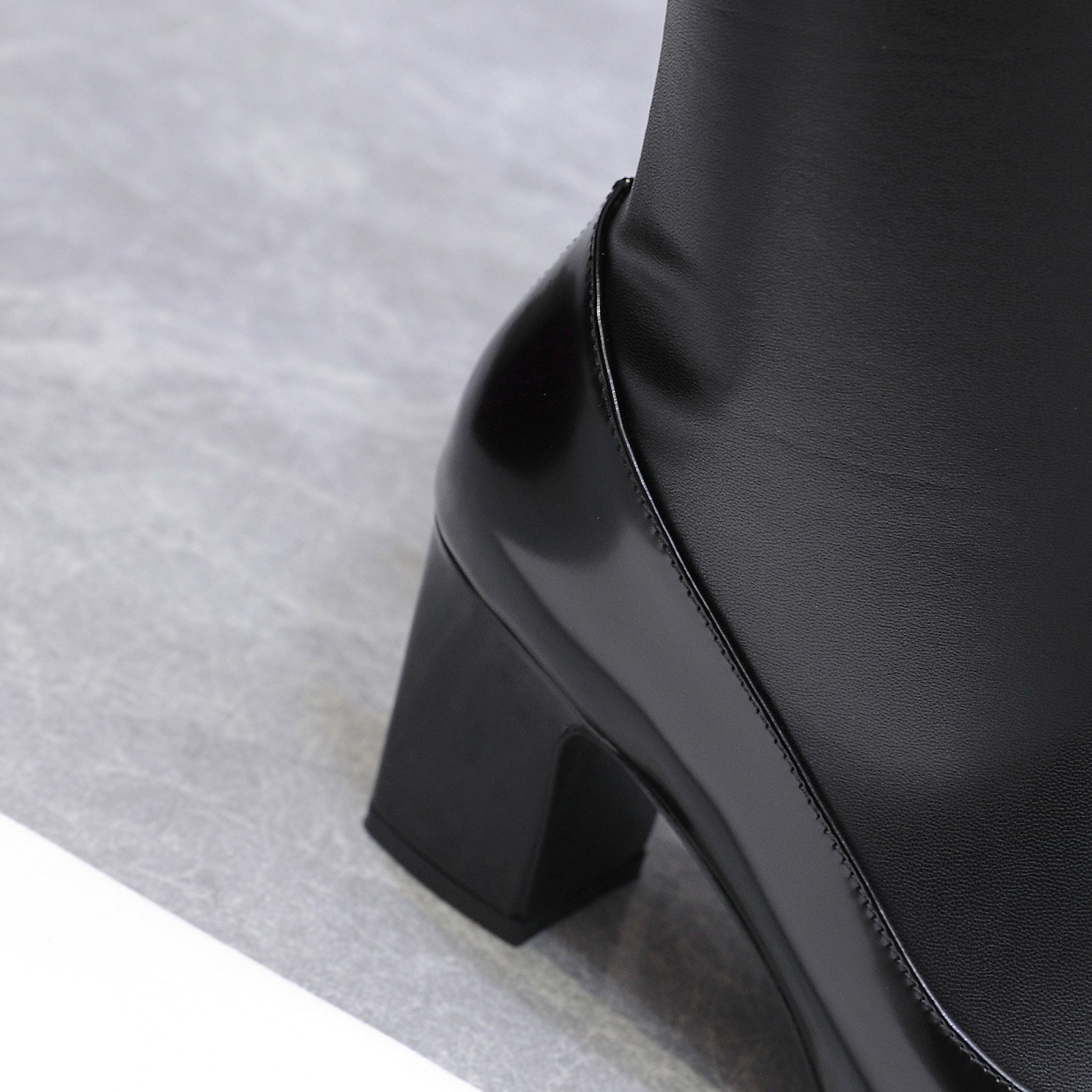 GUCCI グッチ レディース ロングブーツ 本革 ゴールド金具 ブラック - 画像 5