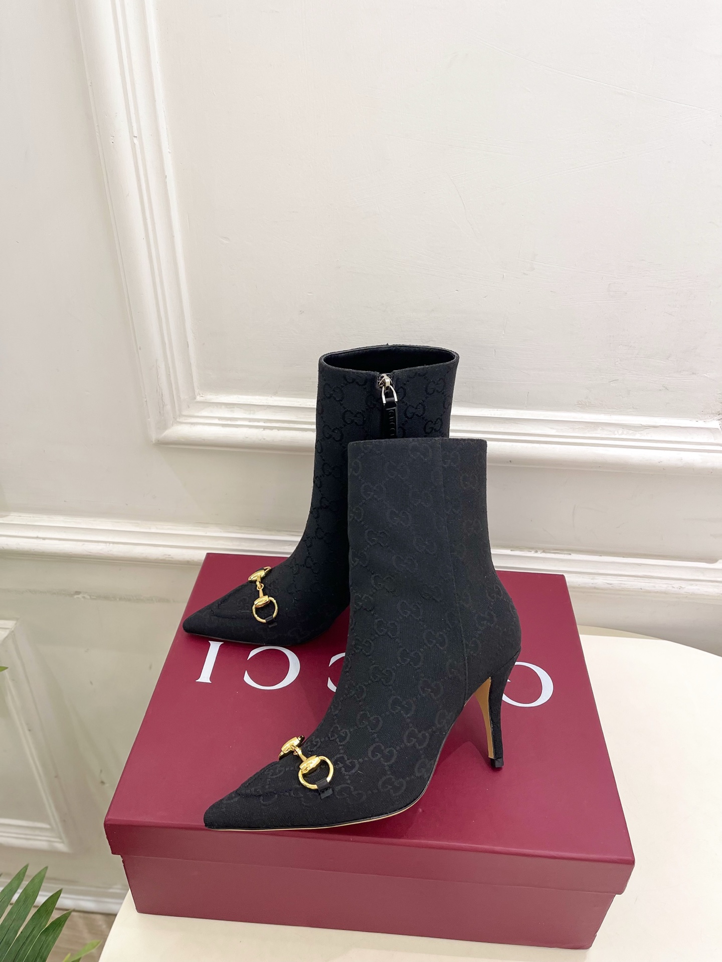 GUCCI グッチ フラットシューズ レディース ハイヒール 黒色 - 画像 3