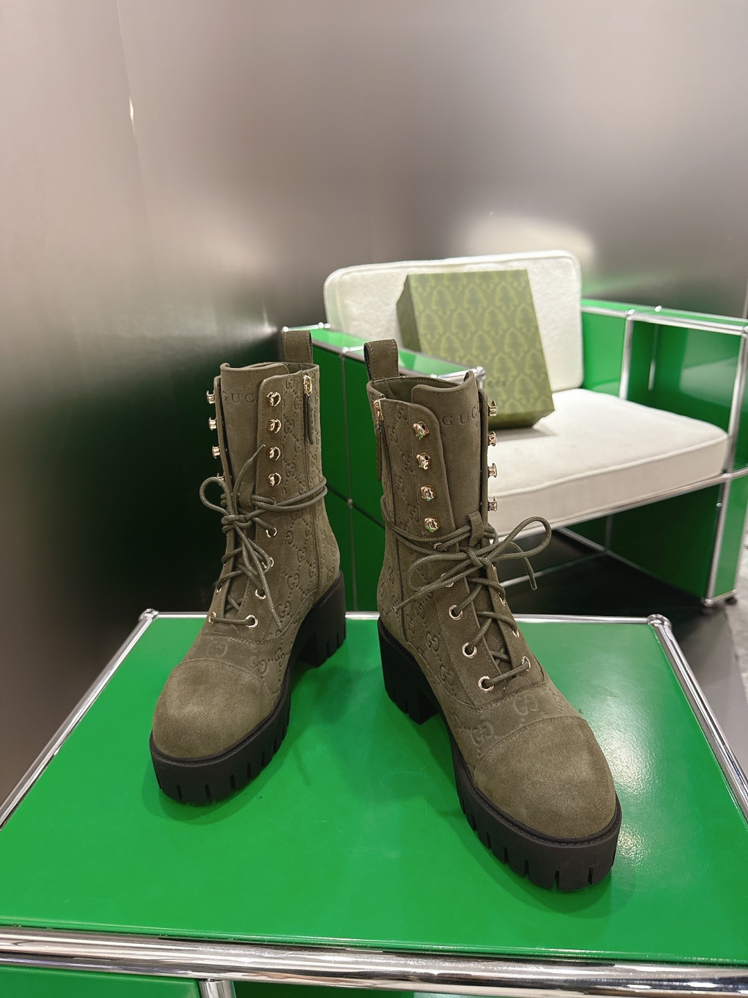 GUCCI グッチ ブーツ 本革 レディース ブラック グリーン ブラック - 画像 2