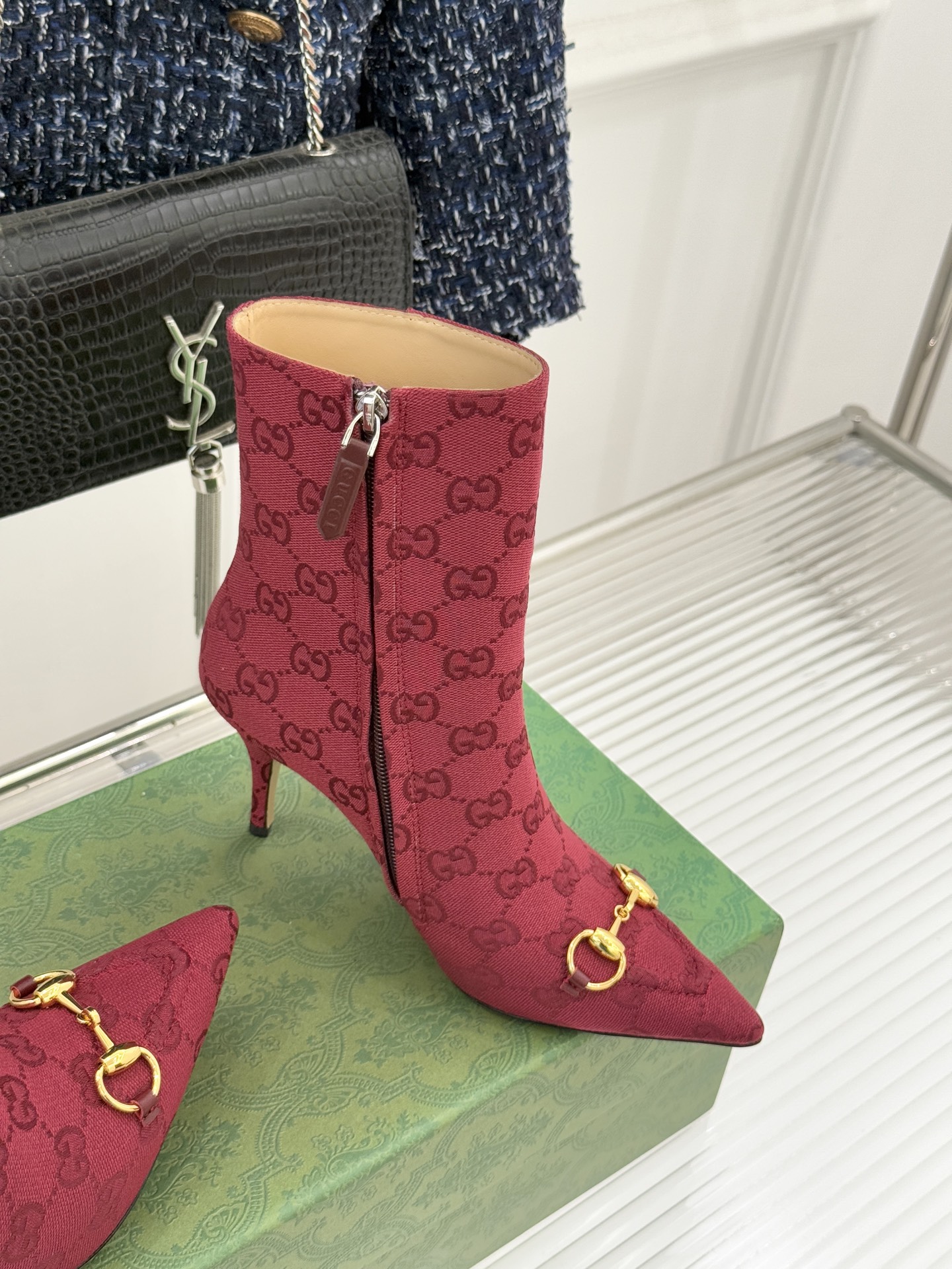 GUCCI グッチ フラットシューズ 本革 キャットウォーク レディース ブラック - 画像 3