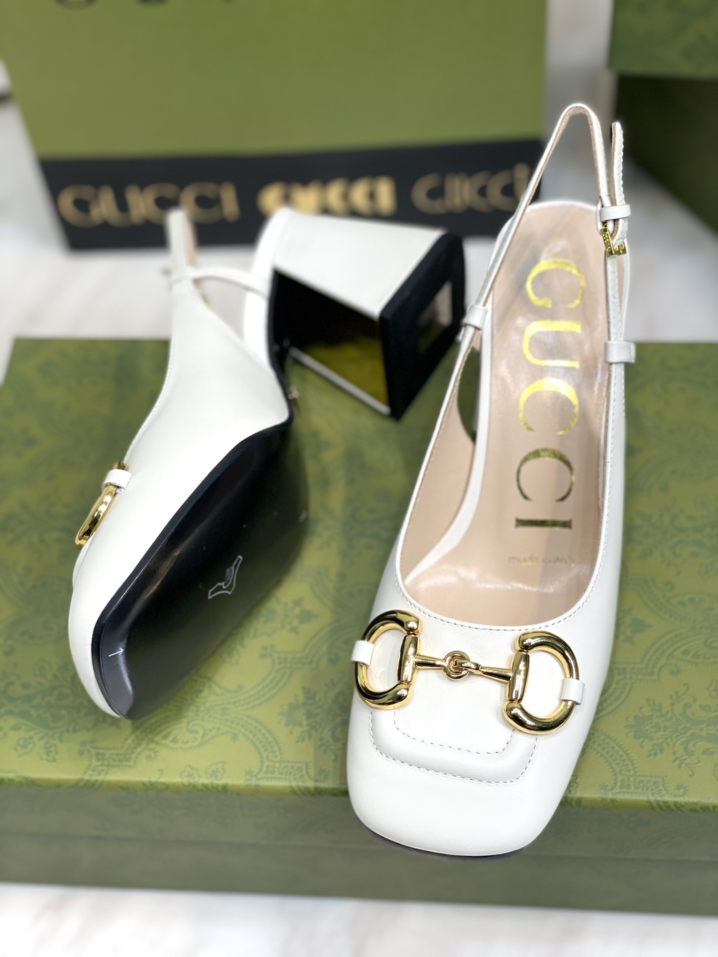 GUCCI グッチ サンダル 本革 ファッション ブラック - 画像 9