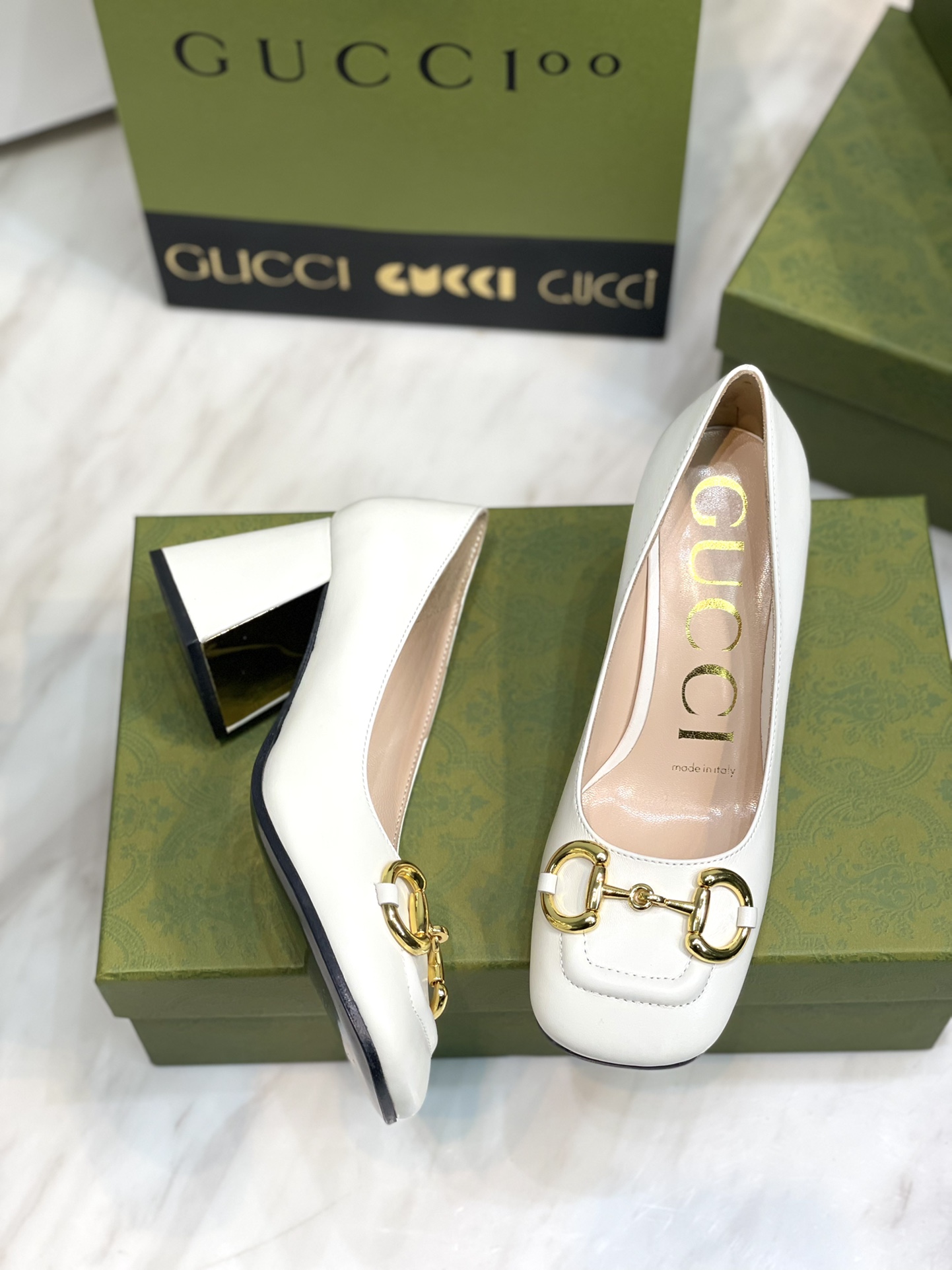 GUCCI グッチ フラットシューズ 本革 通勤 通学 ブラック - 画像 5