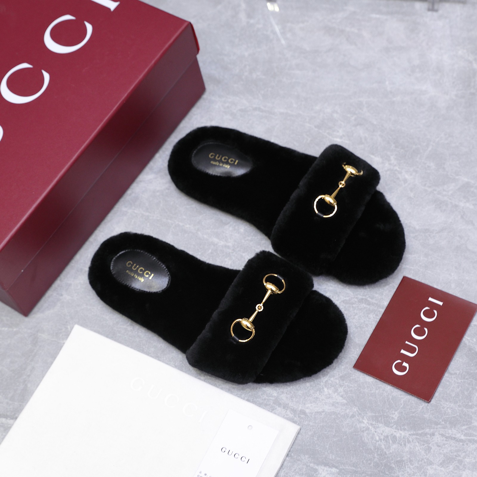 GUCCI グッチ フラットシューズ ファー メンズ レディース ブラック - 画像 6