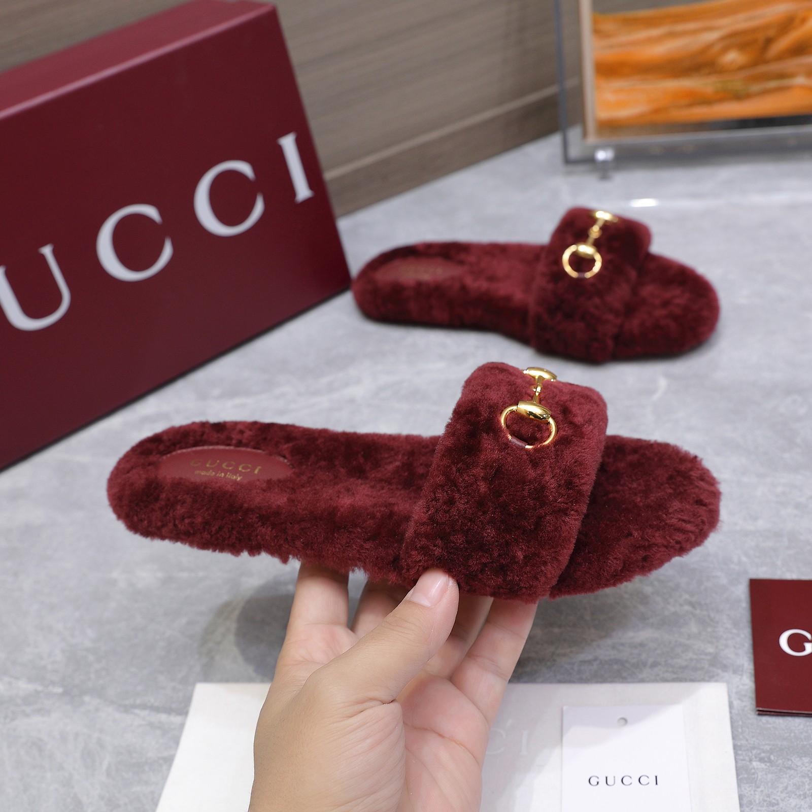 GUCCI グッチ フラットシューズ 本革 軽量 ブラック - 画像 2