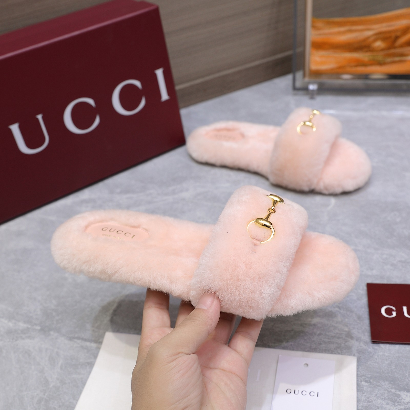 GUCCI グッチ フラットシューズ 本革 ファー ベージュ - 画像 6