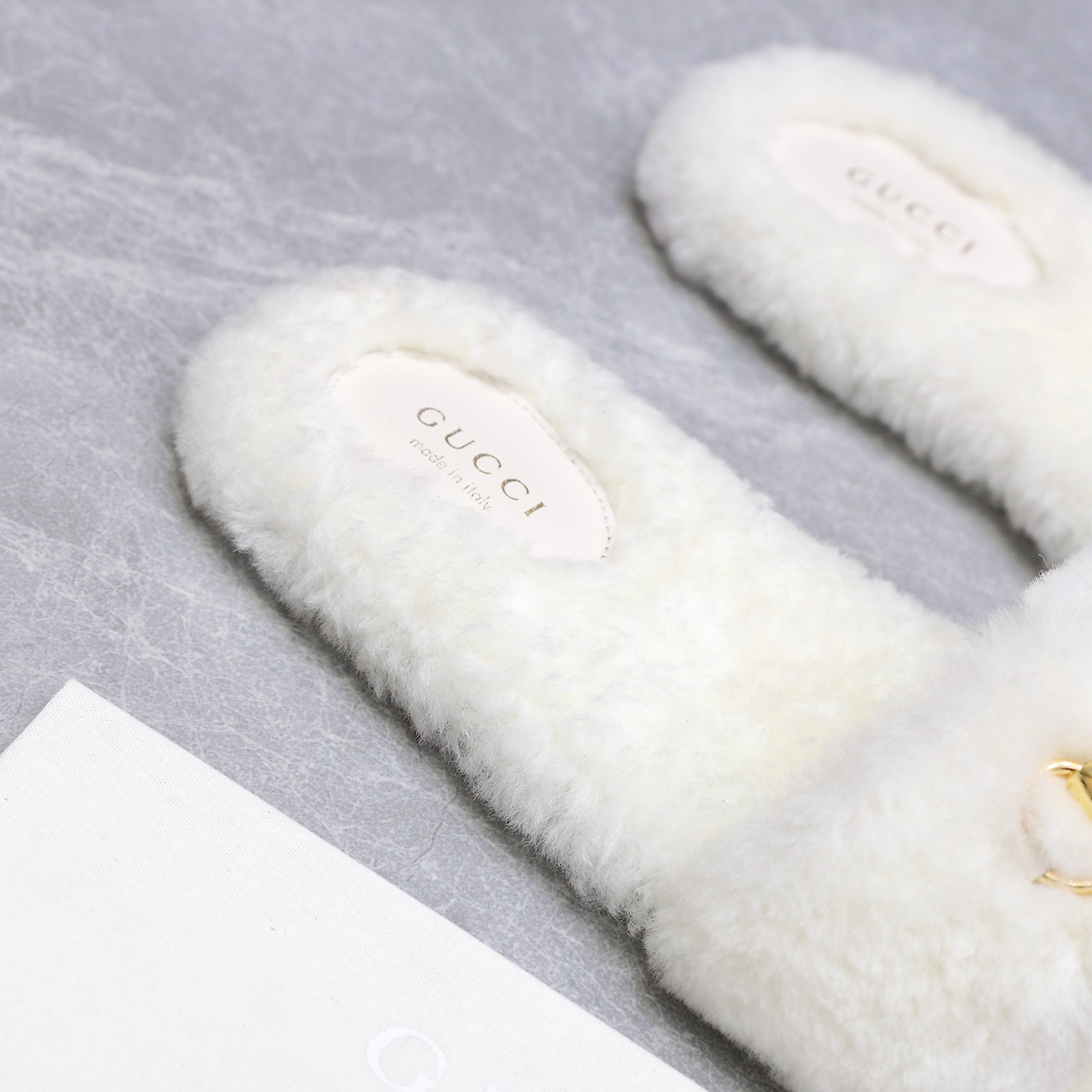 GUCCI グッチ フラットシューズ 本革 ファー ホワイト - 画像 7