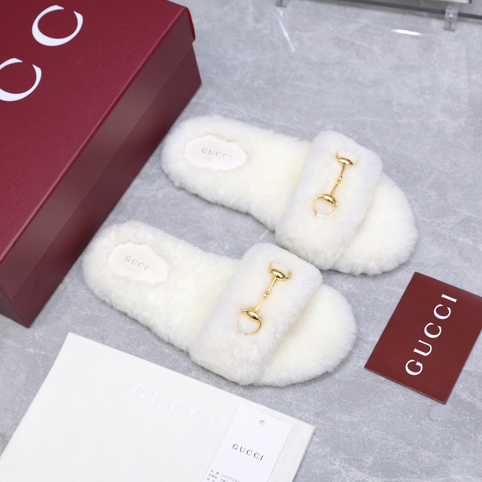 GUCCI グッチ フラットシューズ 本革 ファー ホワイト - 画像 8