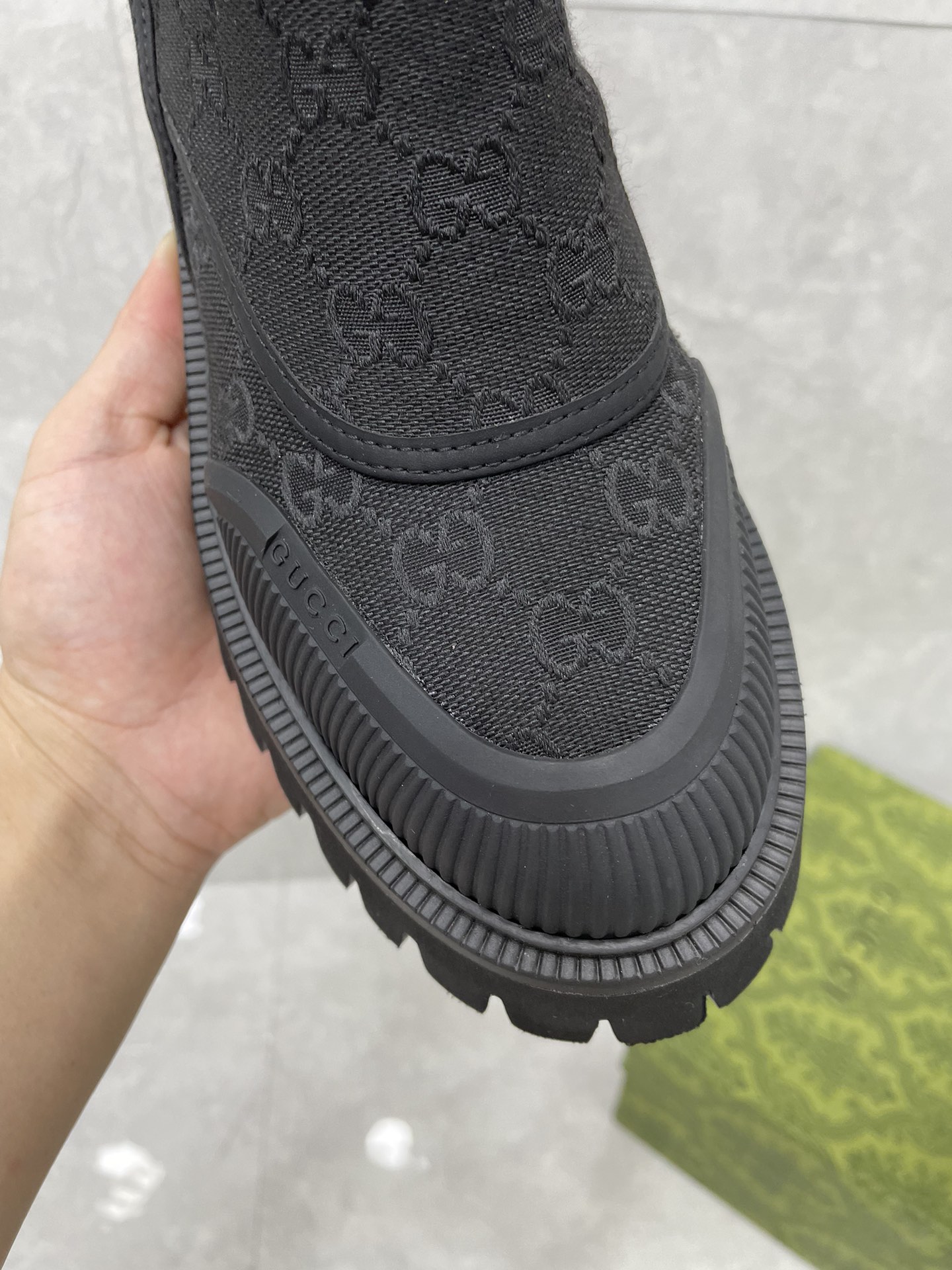 GUCCI グッチ チェルシーブーツ 本革 ブラック - 画像 7