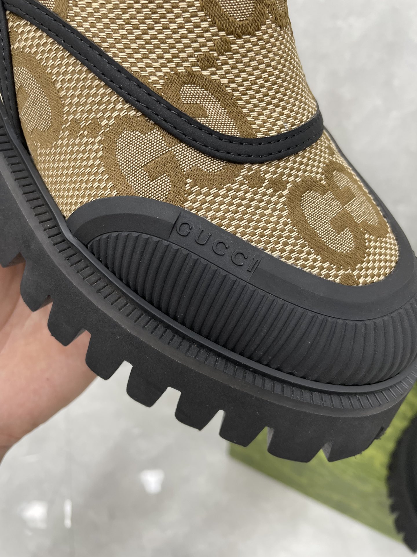 GUCCI グッチ チェルシーブーツ 本革 通勤 ブラック 全1色 - 画像 8