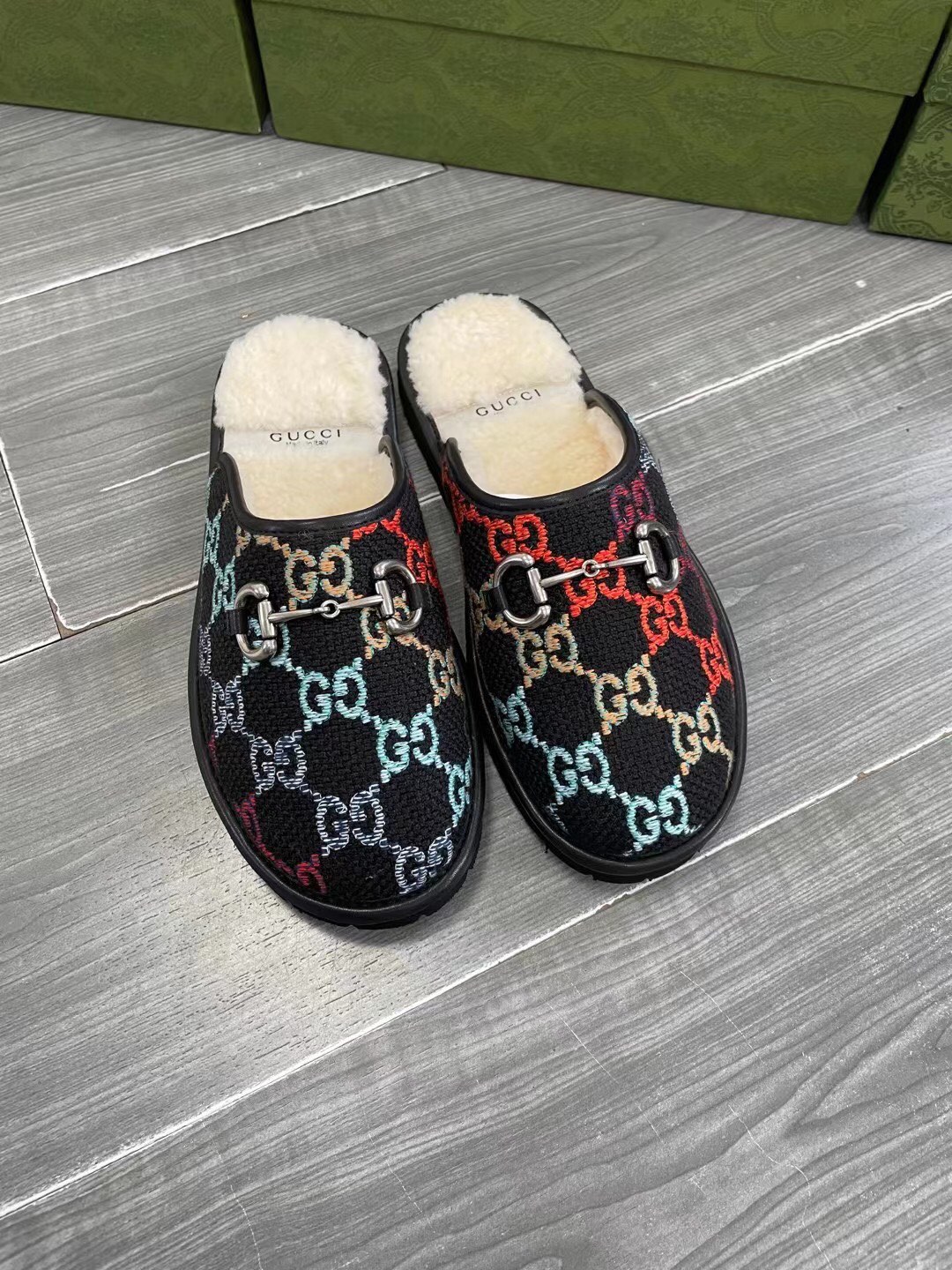 GUCCI グッチ モカシン フラットシューズ 本革 綿素材 ブラック 全4色