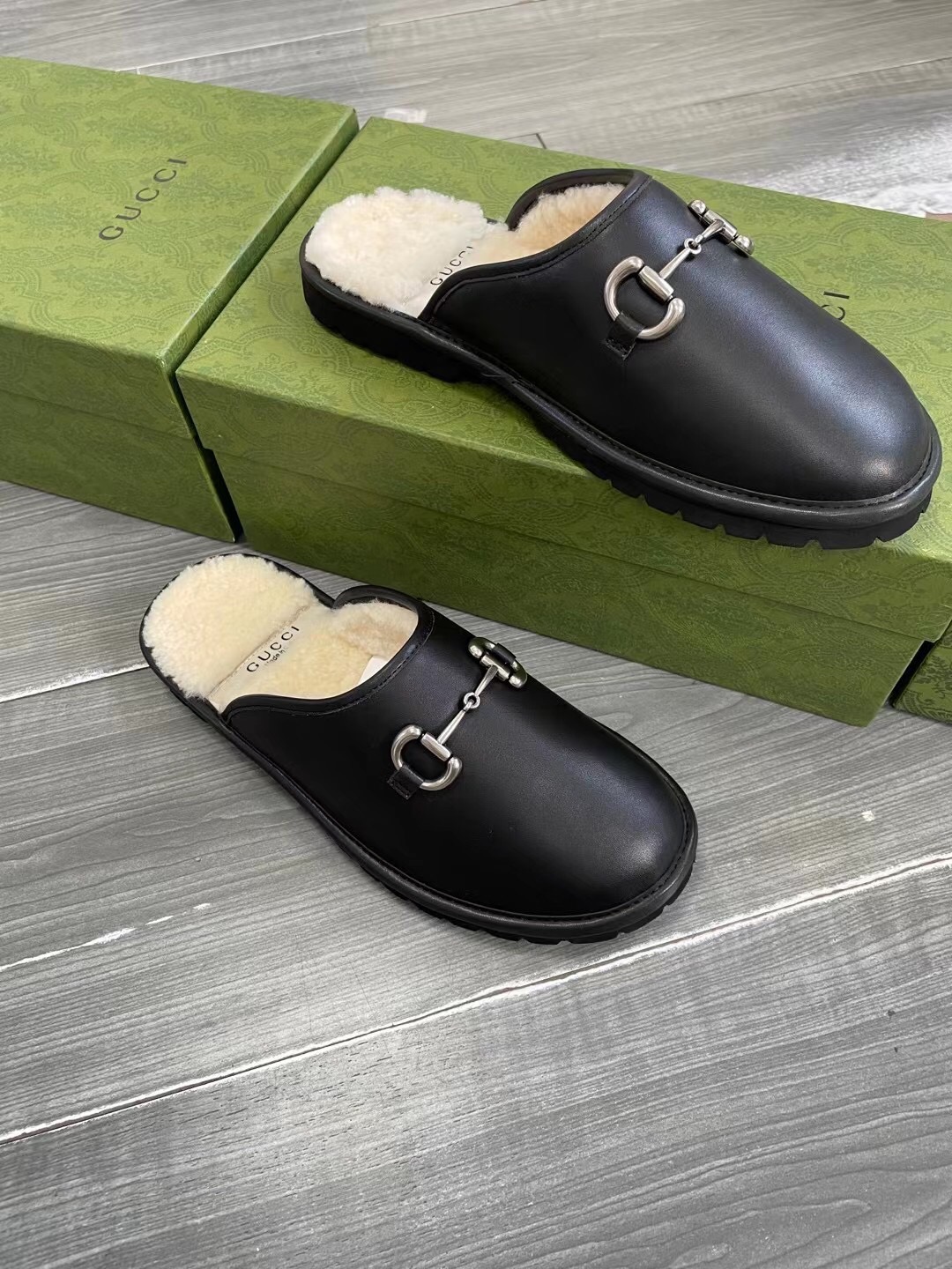 GUCCI グッチ フラットシューズ 本革 軽量 ローファー ブラック - 画像 6