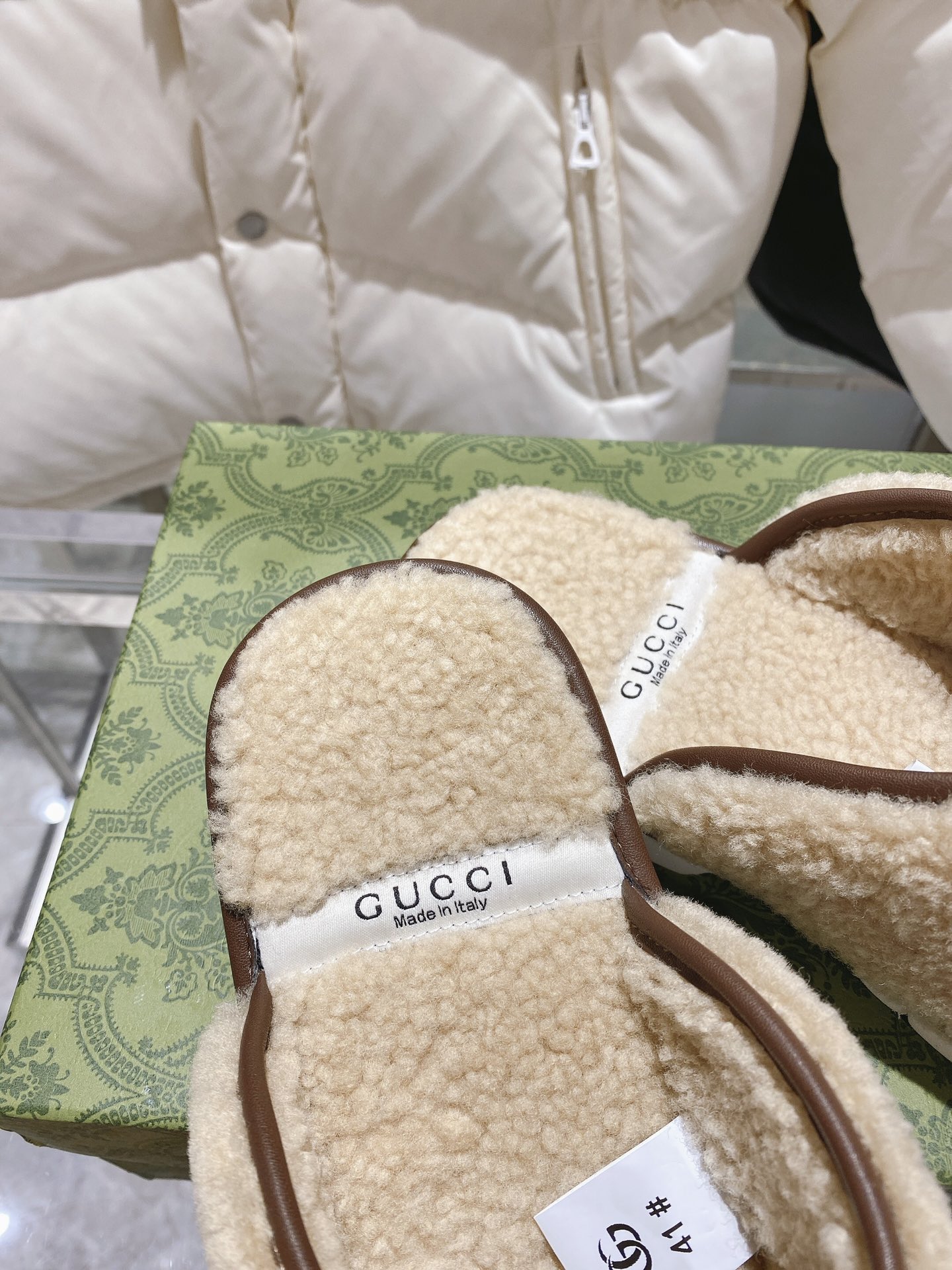 GUCCI グッチ フラットシューズ 本革 ベージュ 全1色 - 画像 7