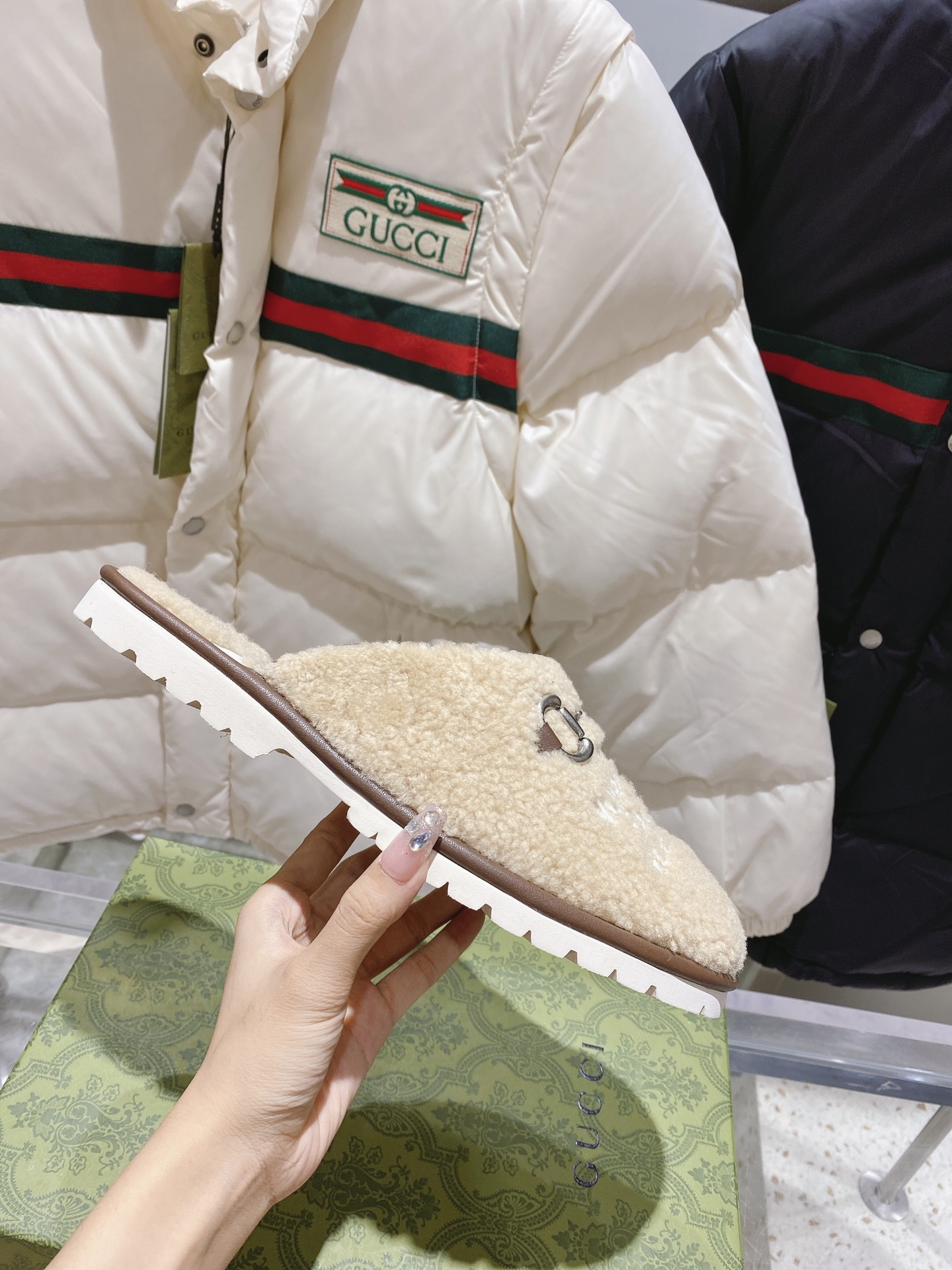 GUCCI グッチ フラットシューズ ブラウン - 画像 7