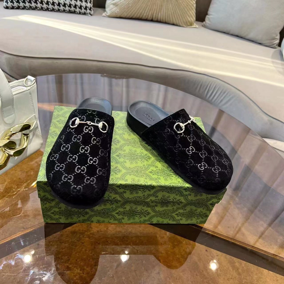 GUCCI グッチ フラットシューズ 本革 通勤 通学 ブラック - 画像 2