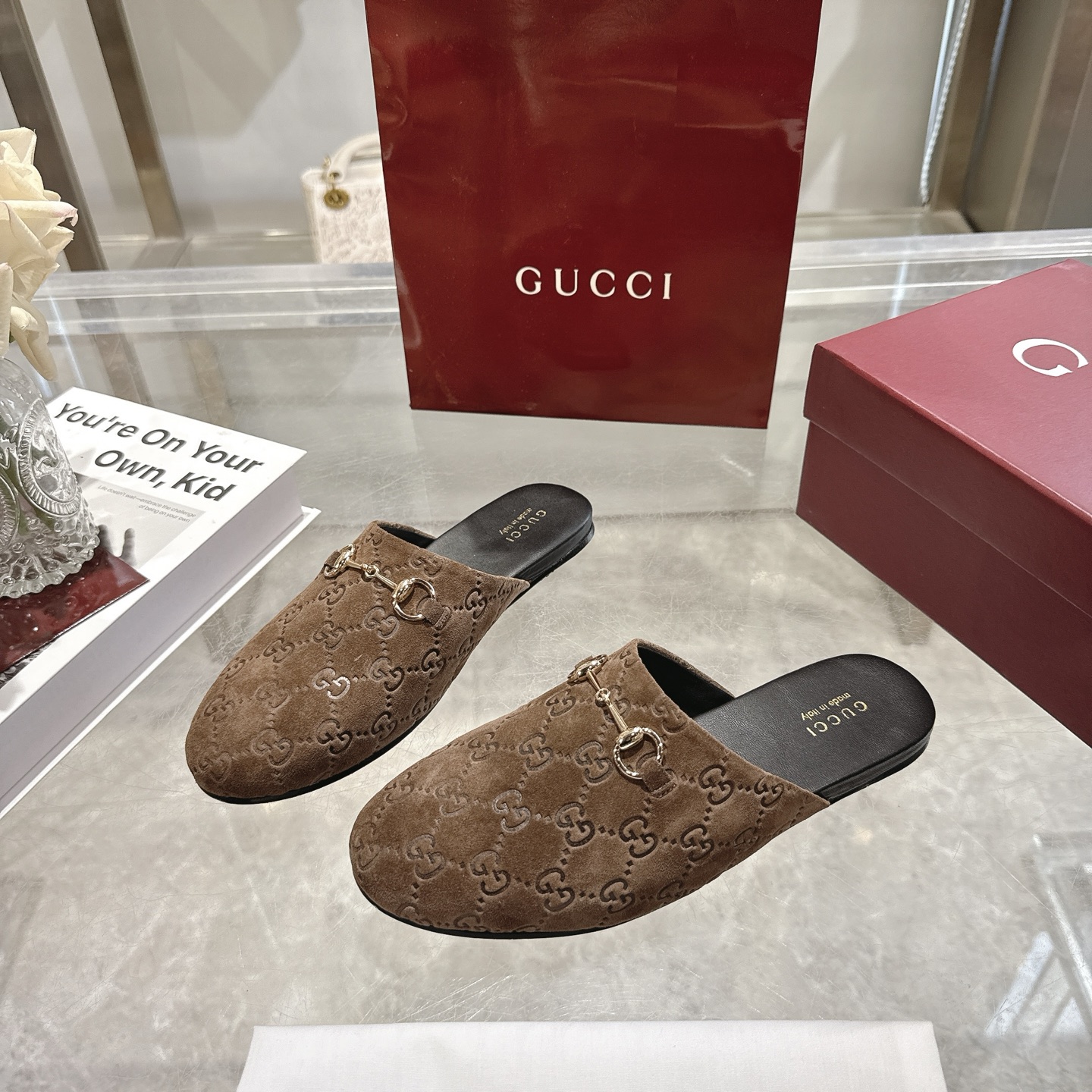 GUCCI グッチ フラットシューズ 本革 通勤 通学 ブラック - 画像 3