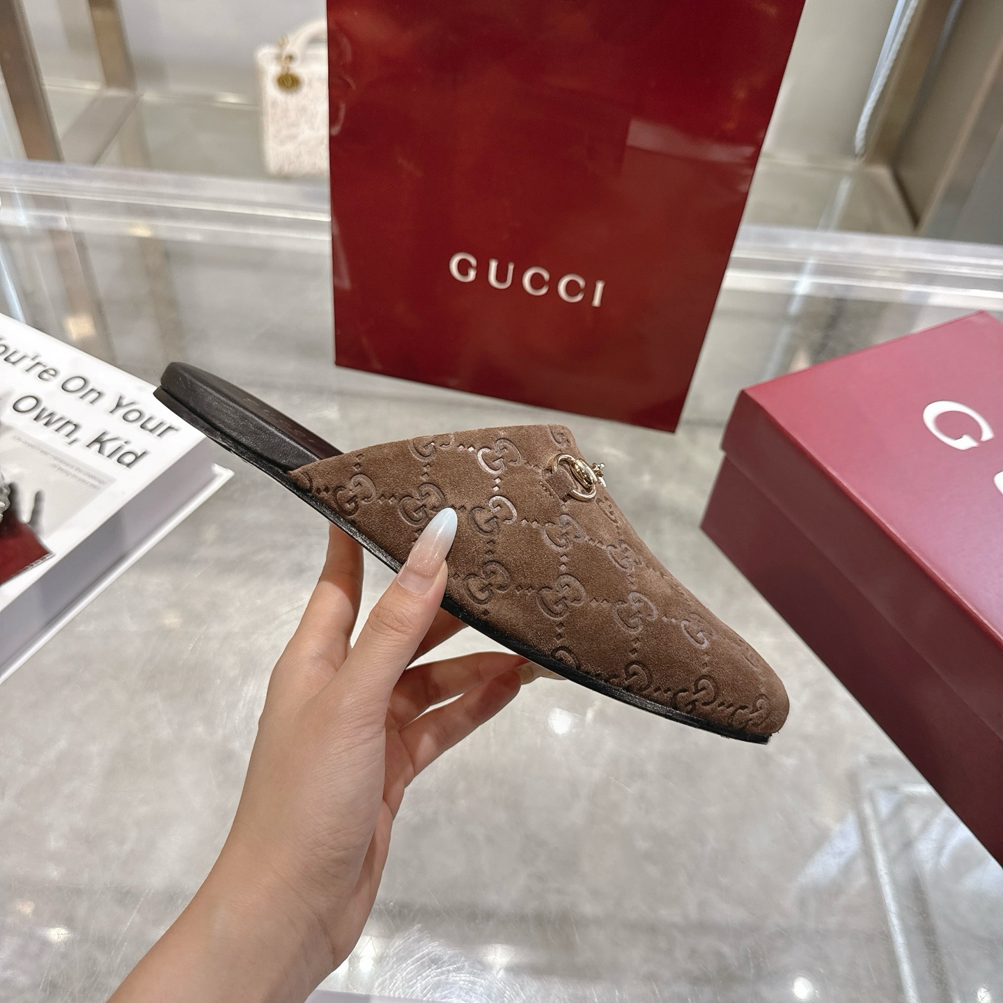 GUCCI グッチ フラットシューズ 本革 通勤 通学 ブラック - 画像 5