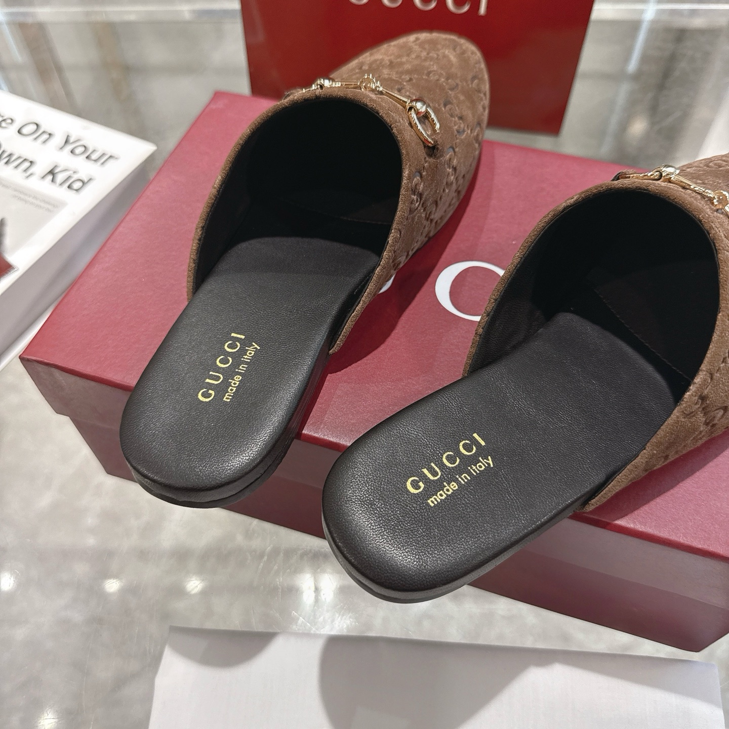 GUCCI グッチ フラットシューズ 本革 通勤 通学 ブラック - 画像 8