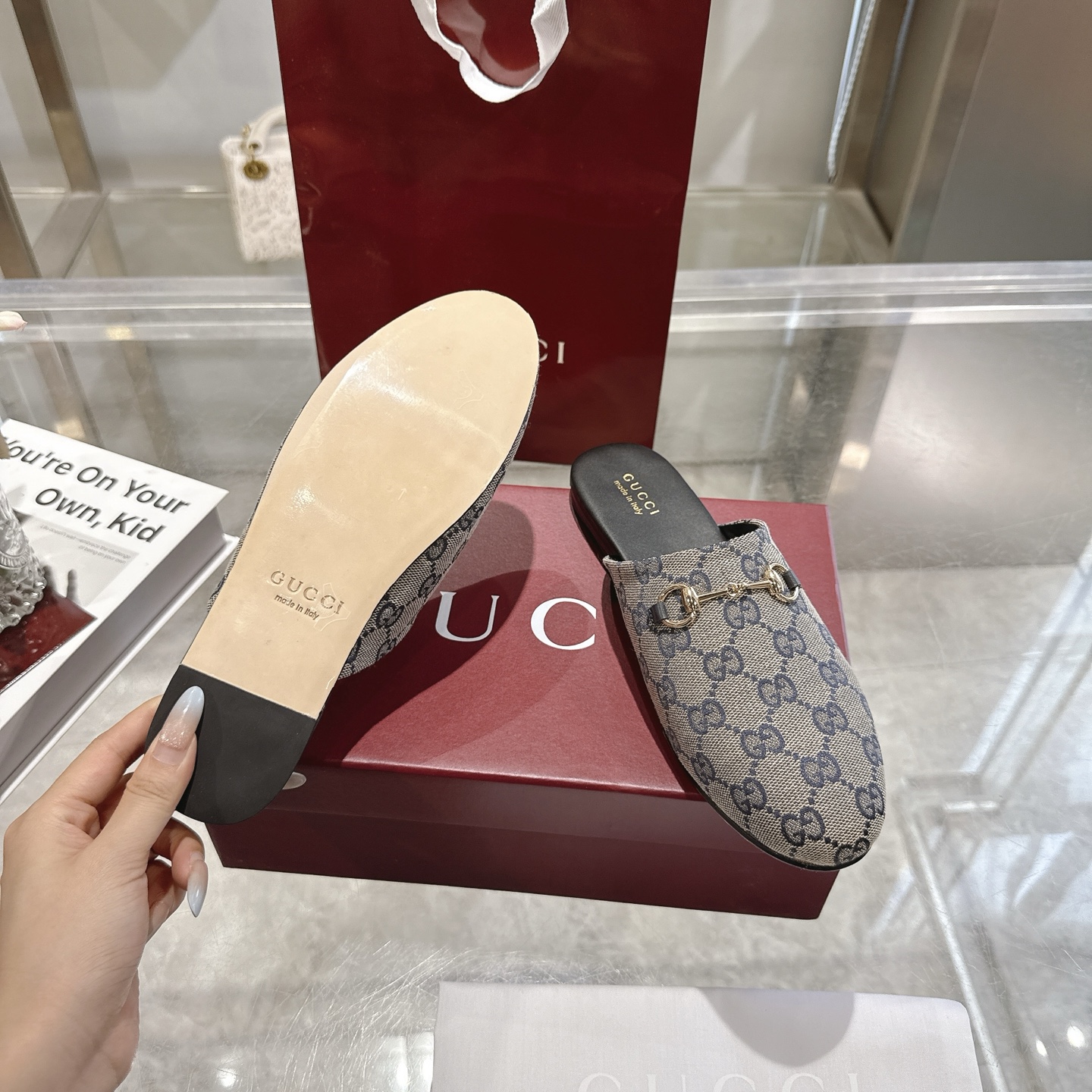 GUCCI グッチ フラットシューズ 本革 軽量 通勤 全1色 - 画像 9