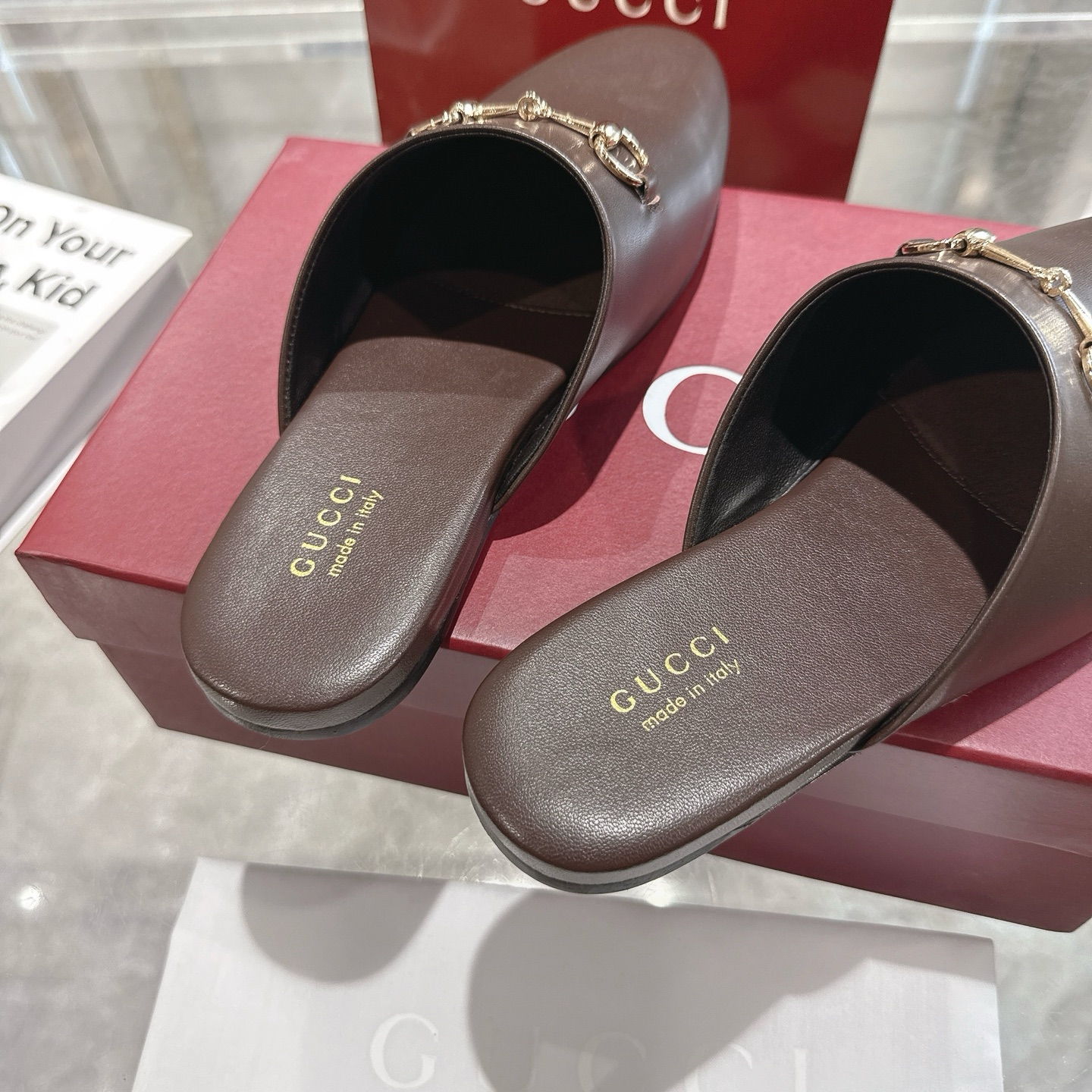 GUCCI グッチ フラットシューズ 本革 通勤 通学 ブラック - 画像 8