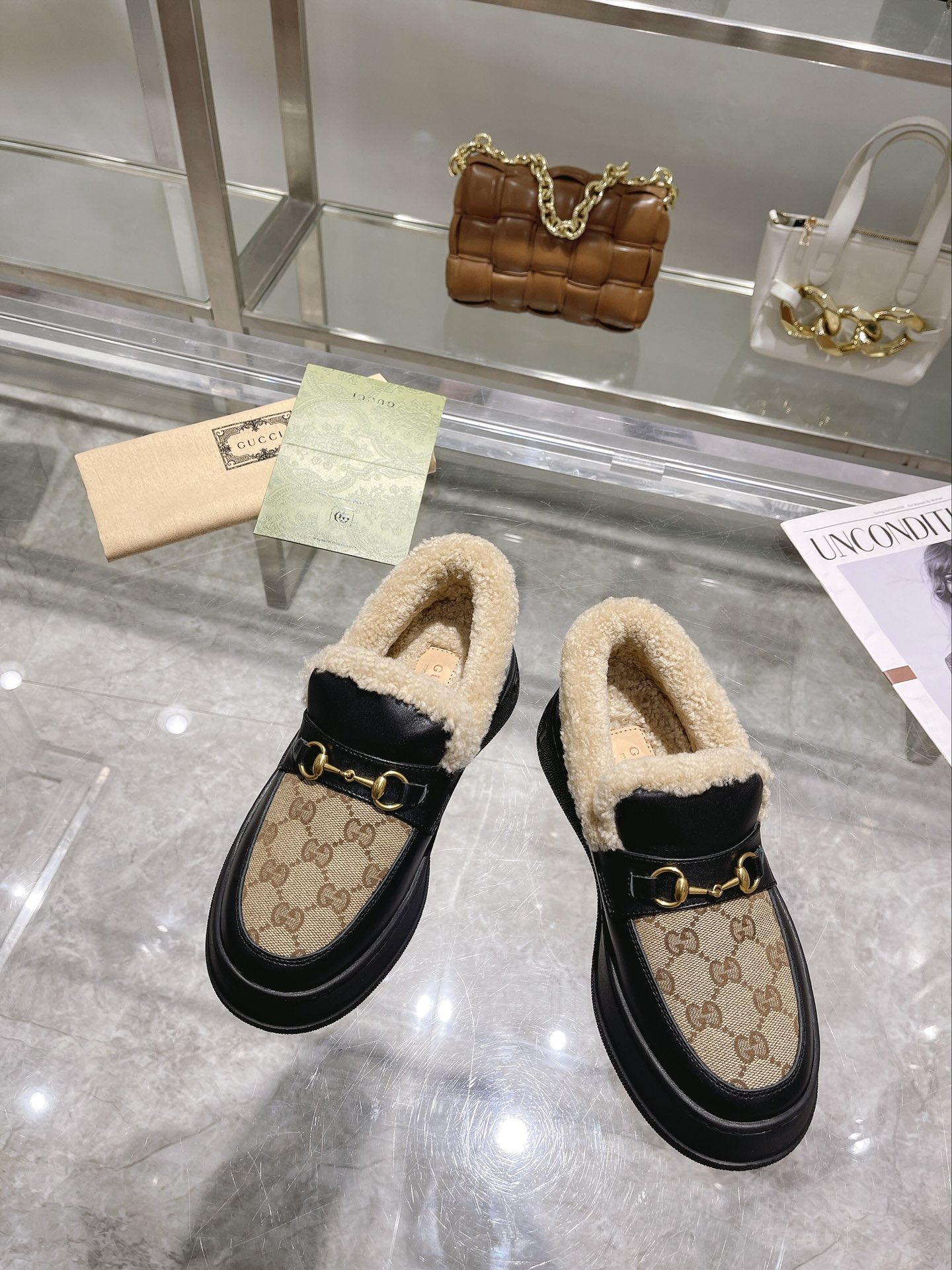 GUCCI グッチ ローファー 本革 軽量 撥水 通勤 通学 ブラック - 画像 2
