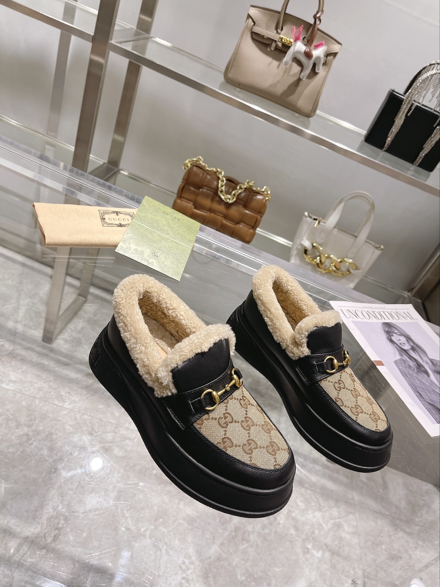 GUCCI グッチ ローファー 本革 軽量 撥水 通勤 通学 ブラック - 画像 3