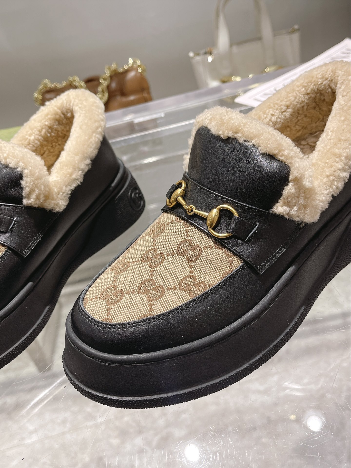 GUCCI グッチ ローファー 本革 軽量 撥水 通勤 通学 ブラック - 画像 7