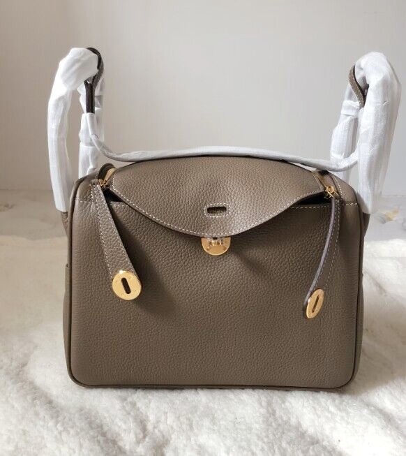 エルメス　Hermes　リンディ26　エトゥープ　ゴールド金具　美品　トリヨン　ショルダーバッグ　2WAY