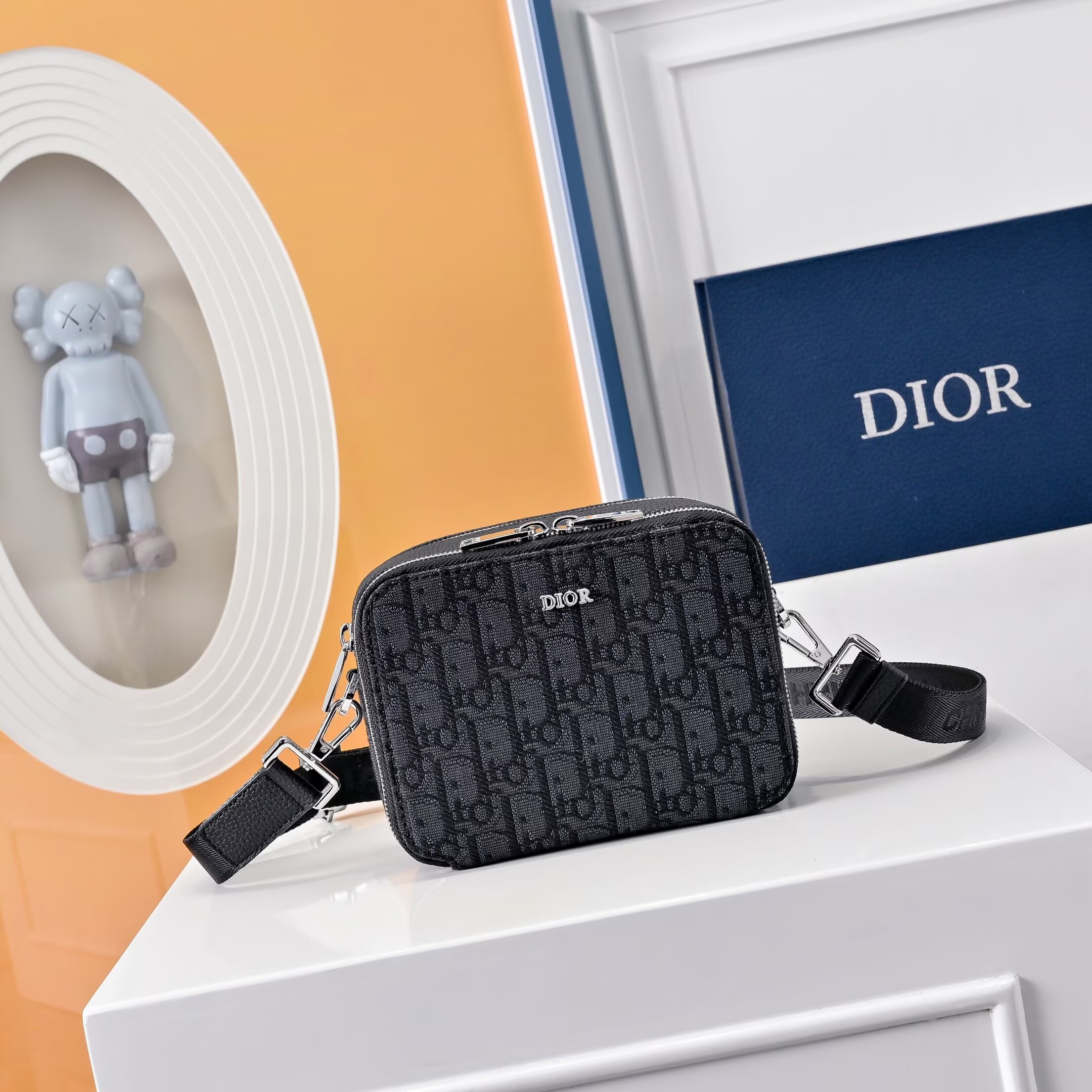 Diorディオール ショルダーバッグ モノグラムキャンバス 上品なデザイン レディースに人気の長く愛用できる一品 - 画像 2