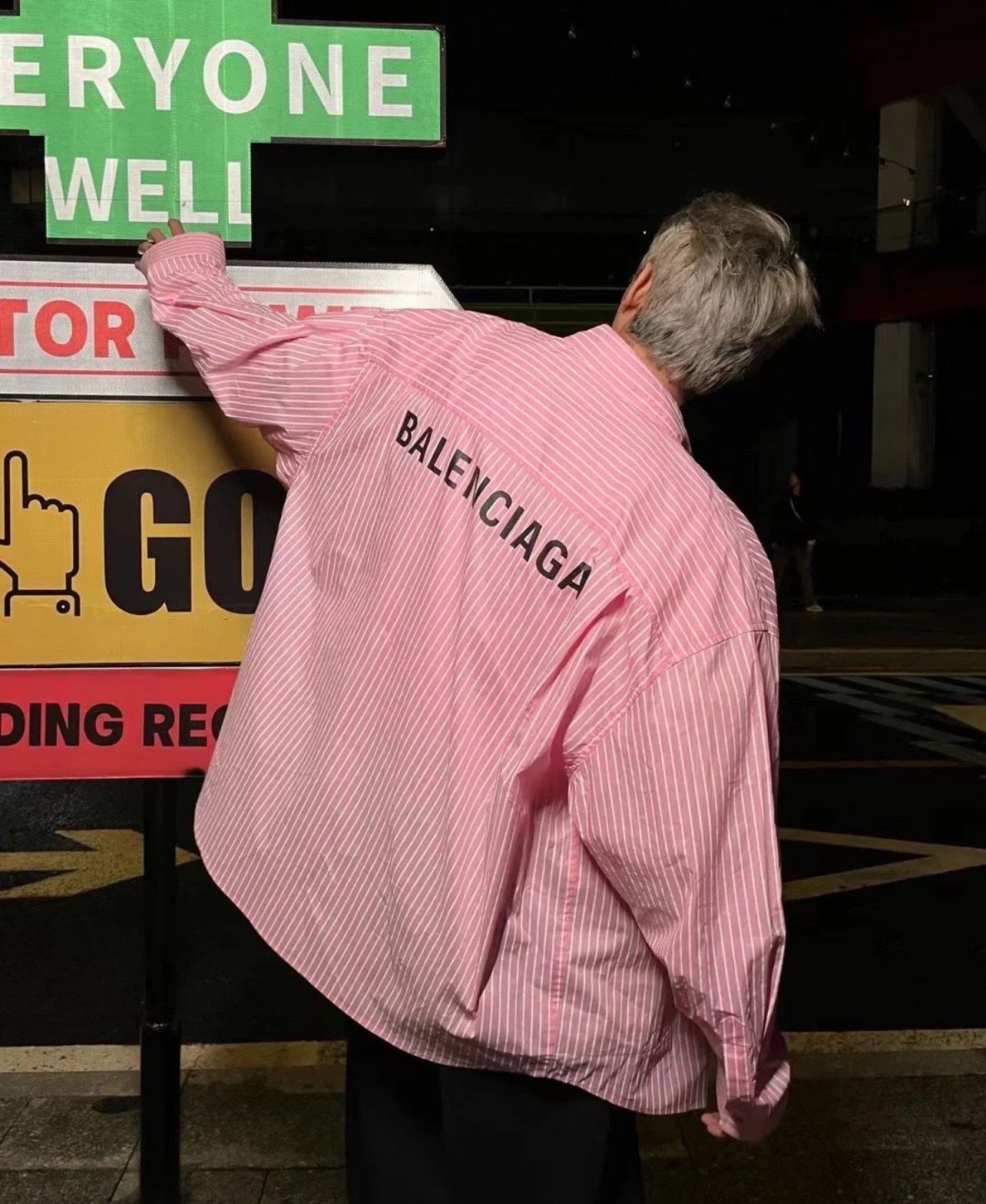BALENCIAGA バレンシアガ バックロゴ柄 ピンク - 画像 2