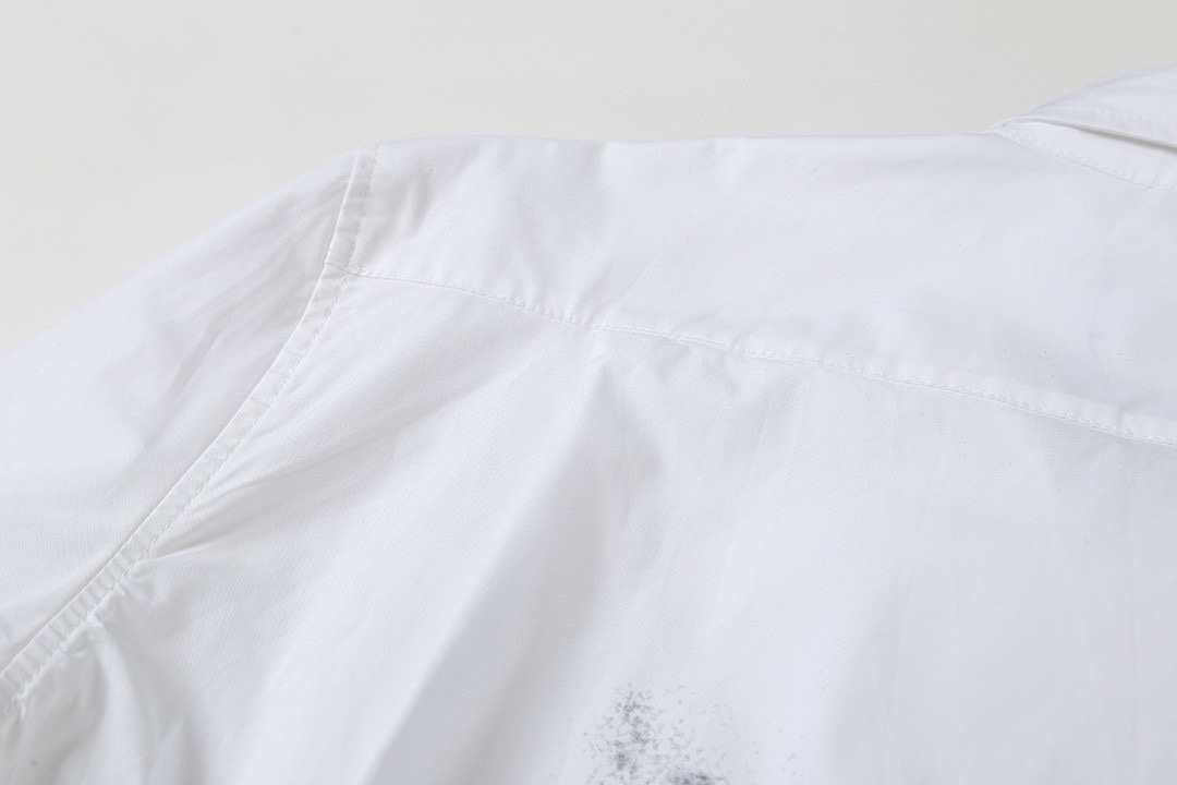 BALENCIAGA バレンシアガ ポプリンシャツ 模糊可乐印花 通勤 白色 - 画像 5