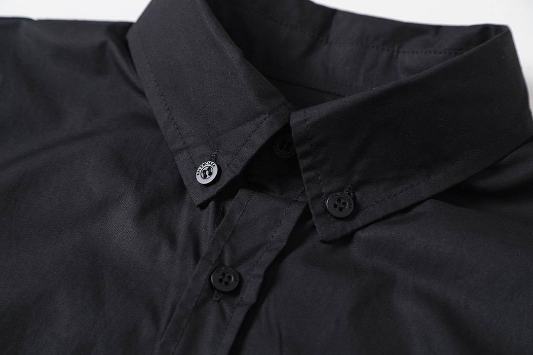 BALENCIAGA バレンシアガ ボタンダウンシャツ 通勤 黒 - 画像 3